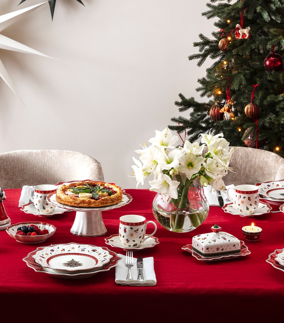 Toy's Delight Plate (26cm) Image 4