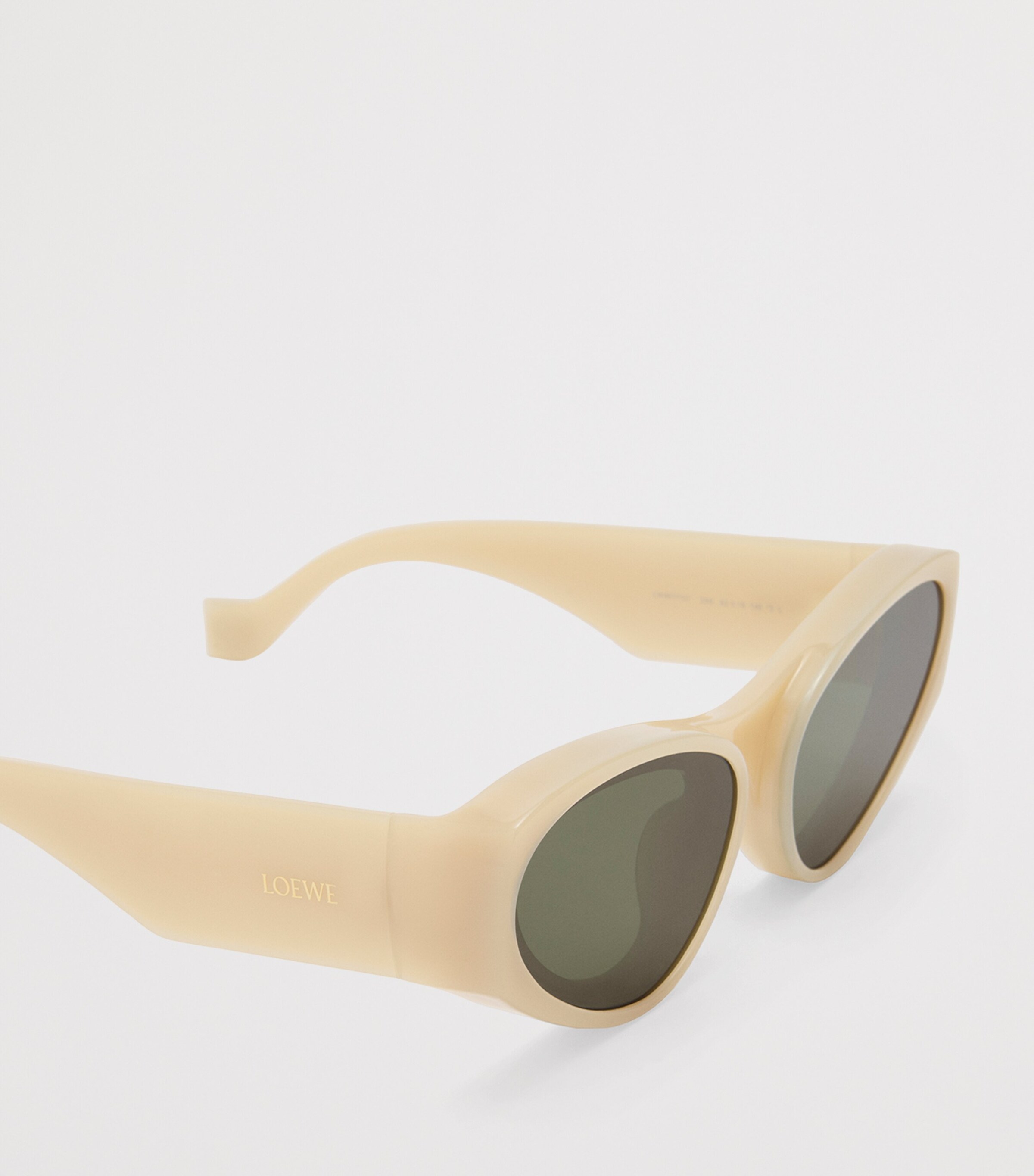 LOEWE x Paula's Ibiza Front Lenses Cat Eye Sunglasses Milky Ivory Image 4