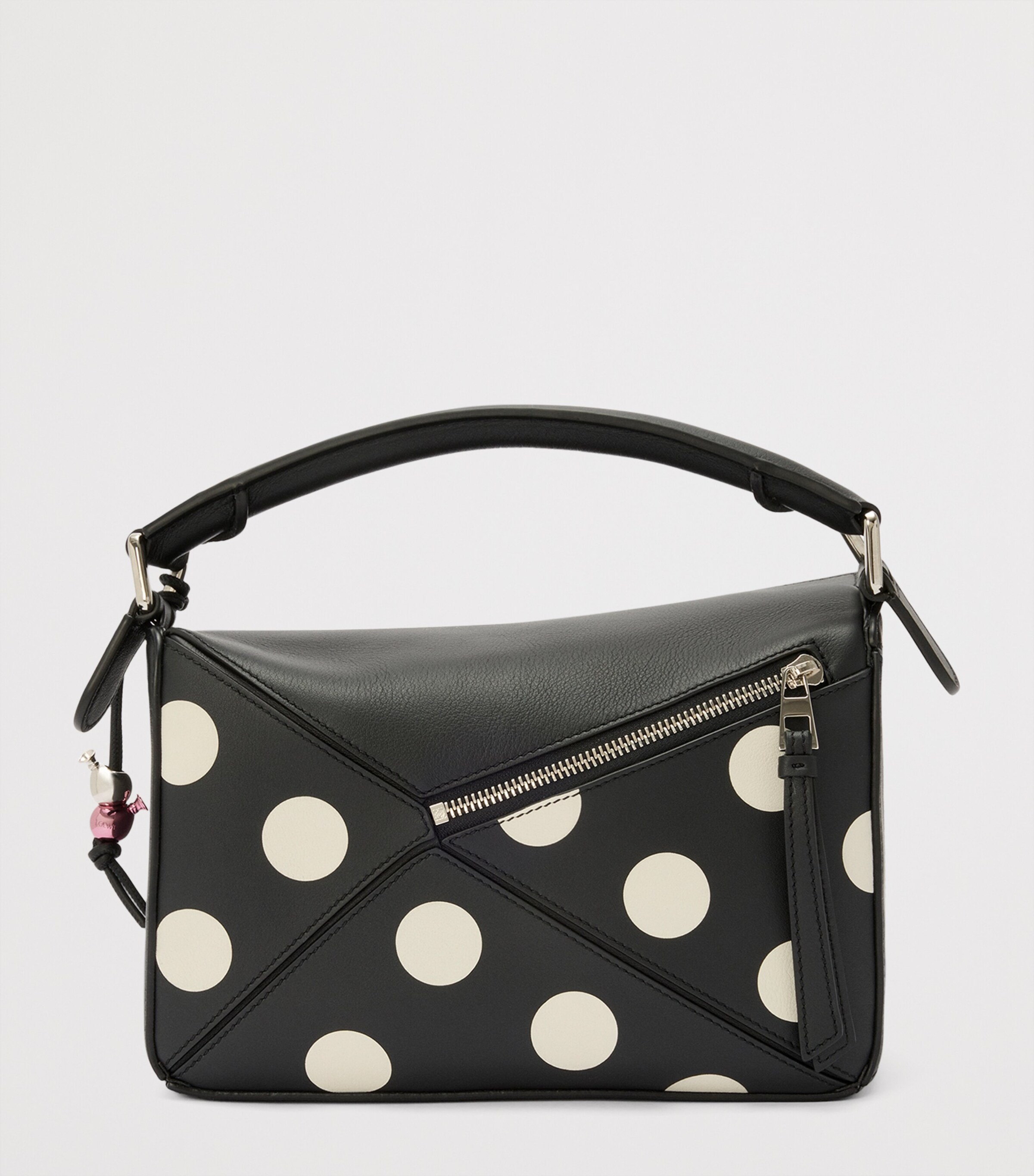 LOEWE 新作パズルバッグ Polka Re-edition ドット 10a5dd7116135ae6c985e343f5de77