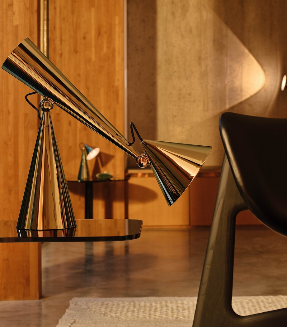 Pose Table Lamp GOLD Image 7