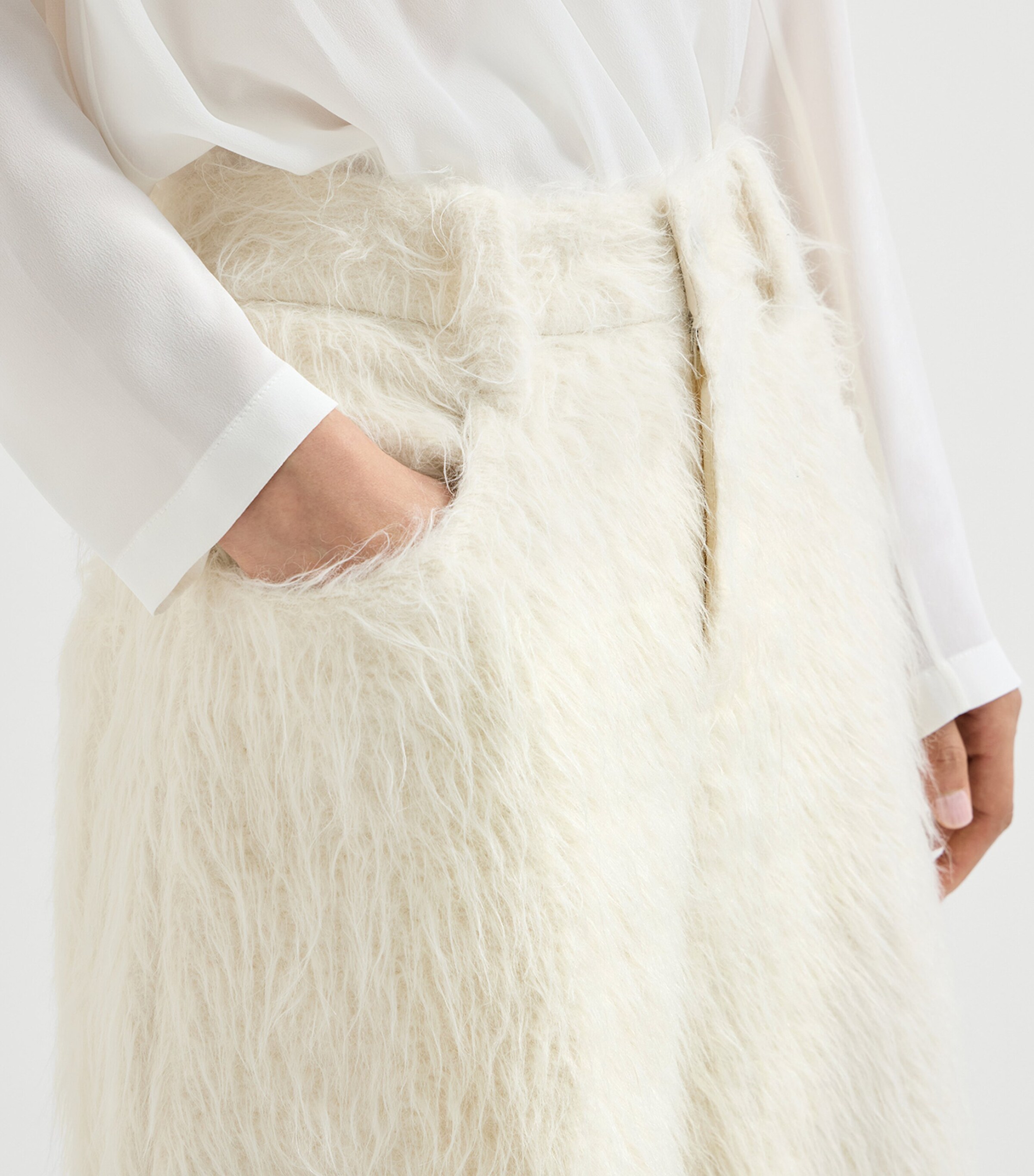 Alpaca-Blend Wide-Leg Trousers C001 Image 6