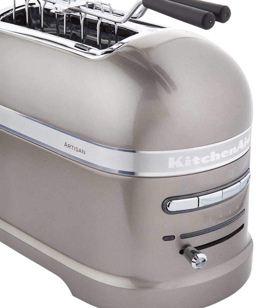 Artisan™ Two-Slot Toaster MEDALLION SILVER Image 2
