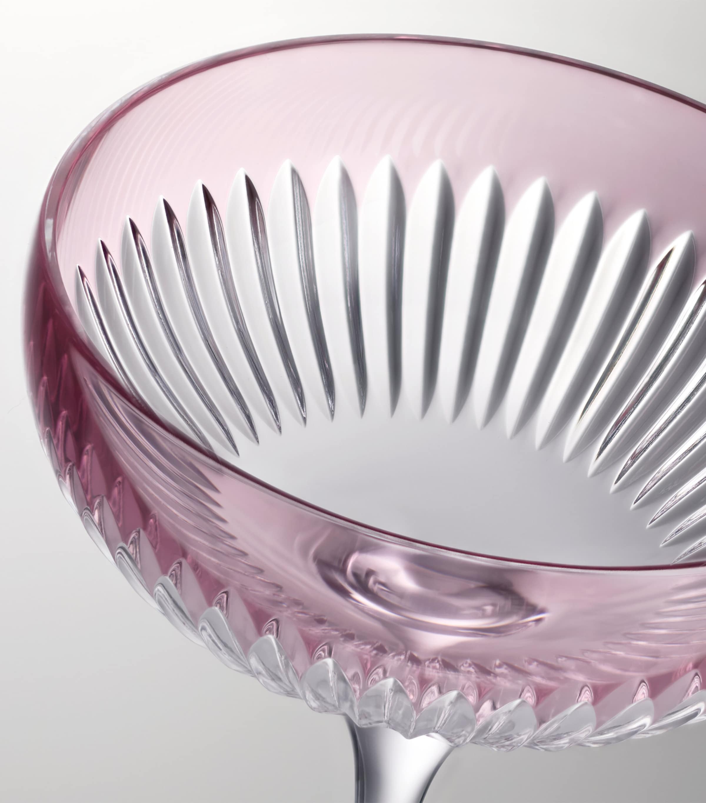 Set of 4 Crystal Mixology Coupe (280ml) MULTI Image 4