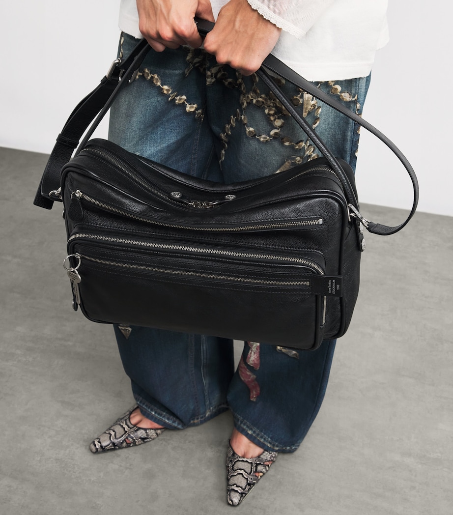 Leather Camero Shoulder Bag 900 BLACK Image 5