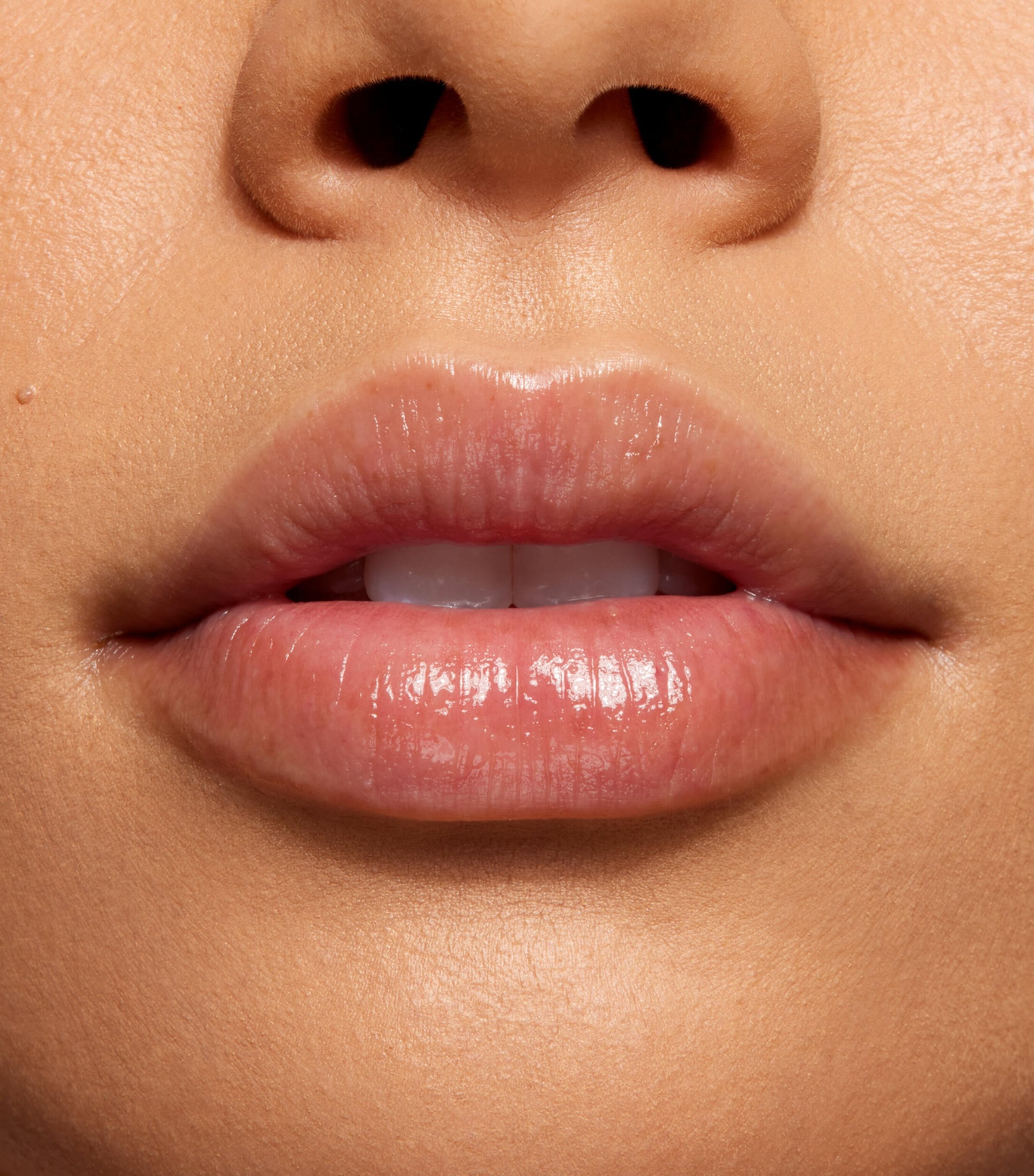 Kylie Cosmetics Cloud Balm Clear Image 4