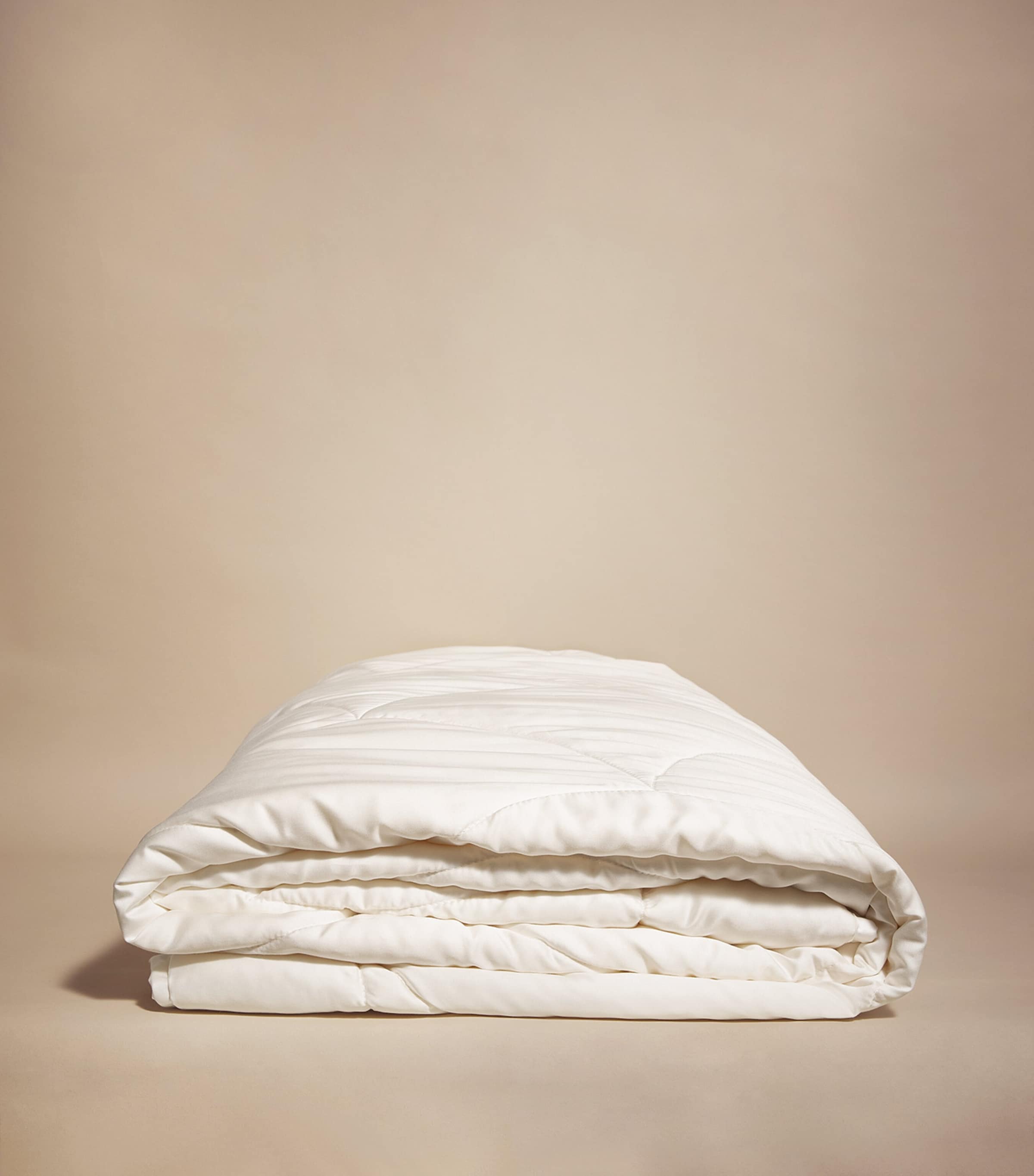 Harrods Of London Medium-firm Silk And Wool Pillow In White