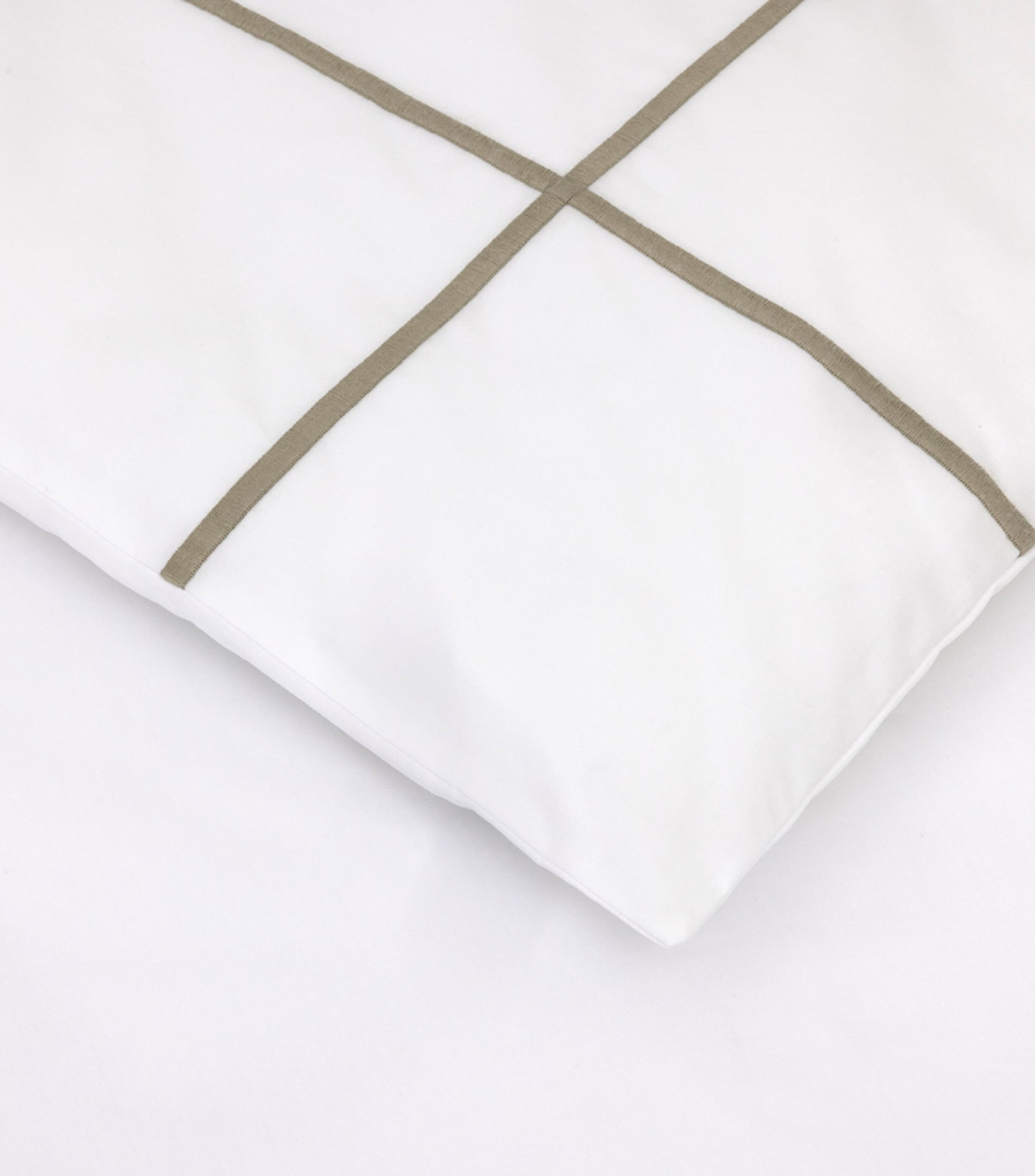 Yves Delorme Athena Double Duvet Cover (200cm x 200cm) Kaki Image 3