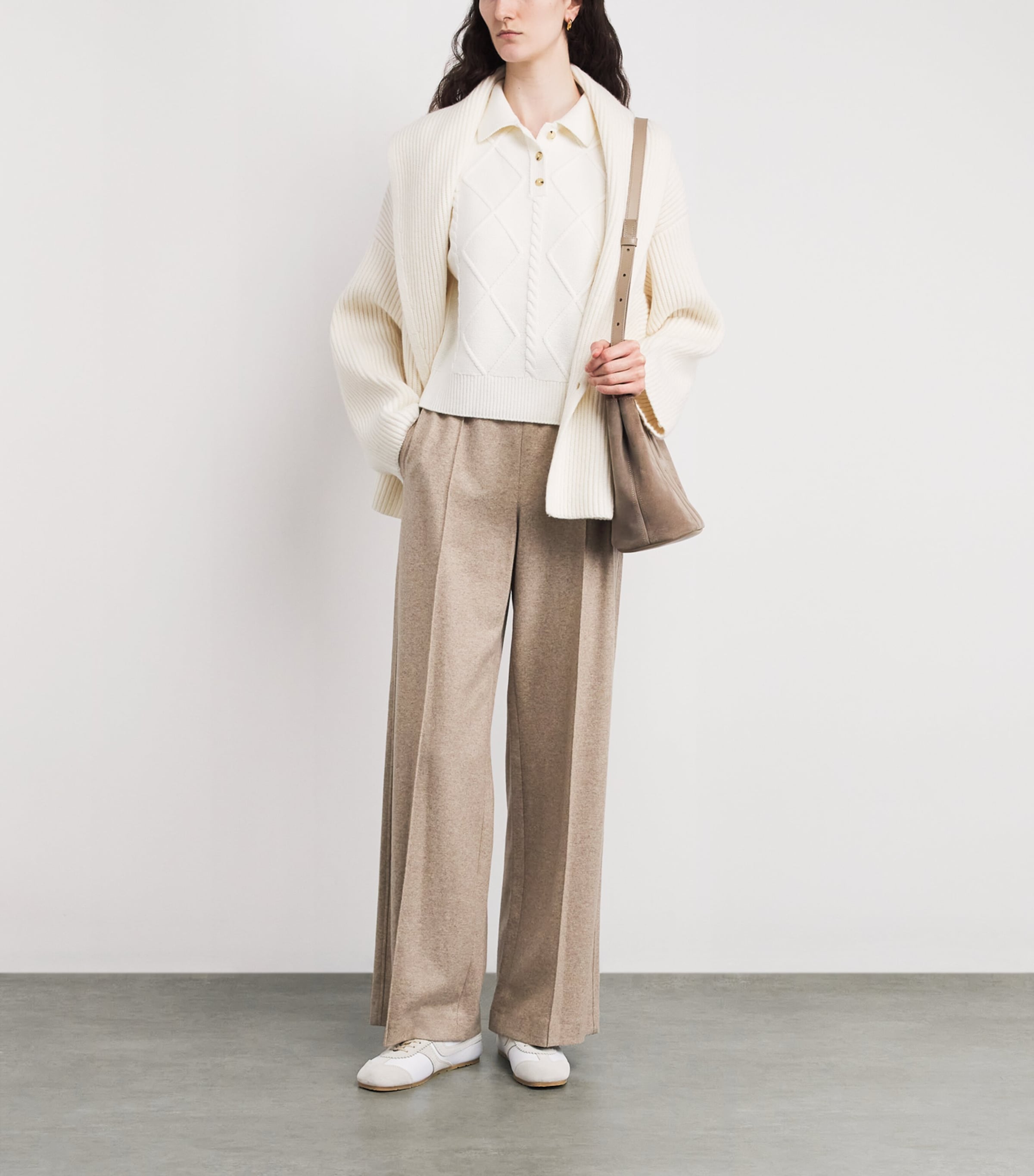 Cable-Knit Sweater Vest 101OWH Image 2