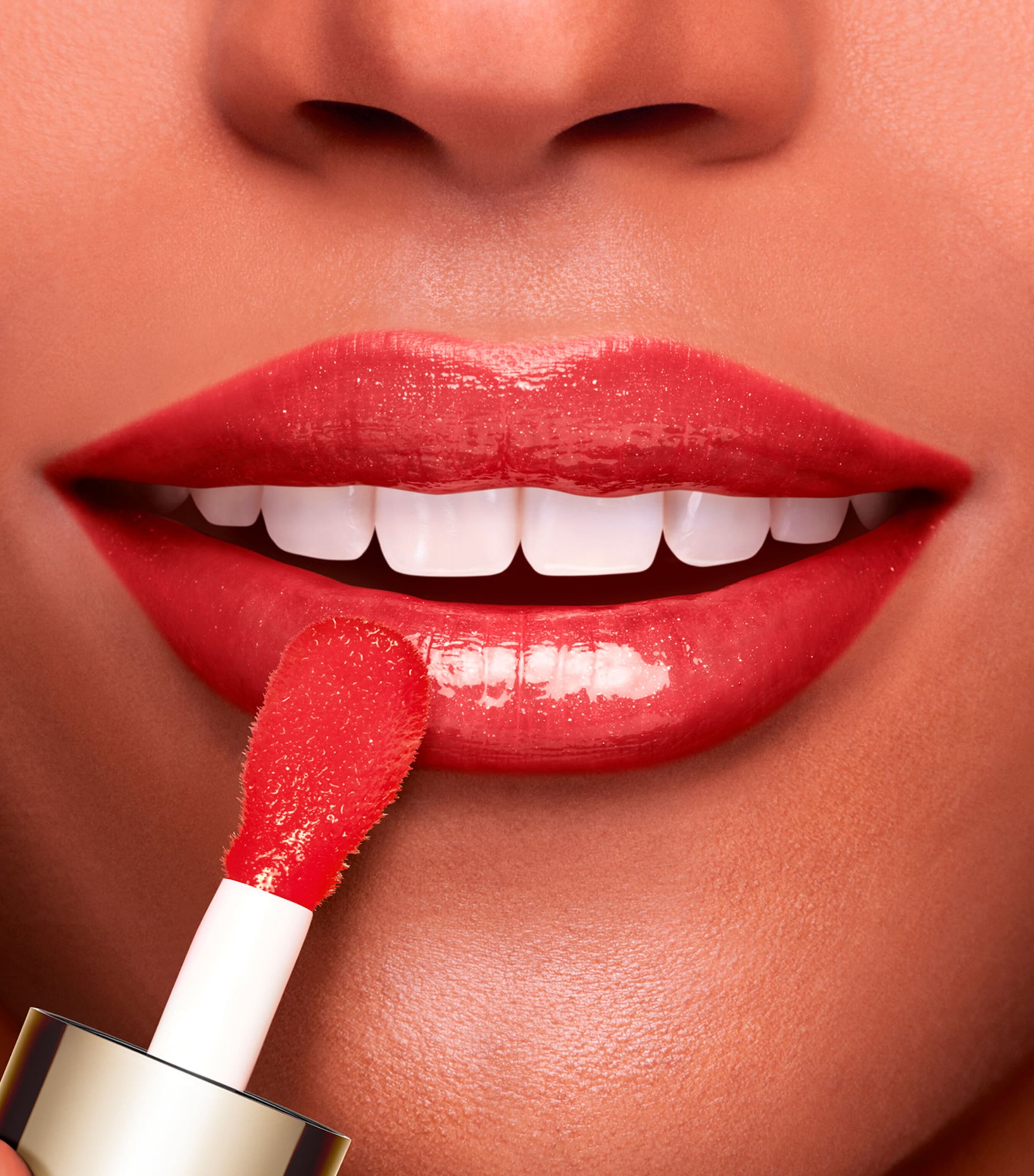 Lip Comfort Oil 03 Image 5