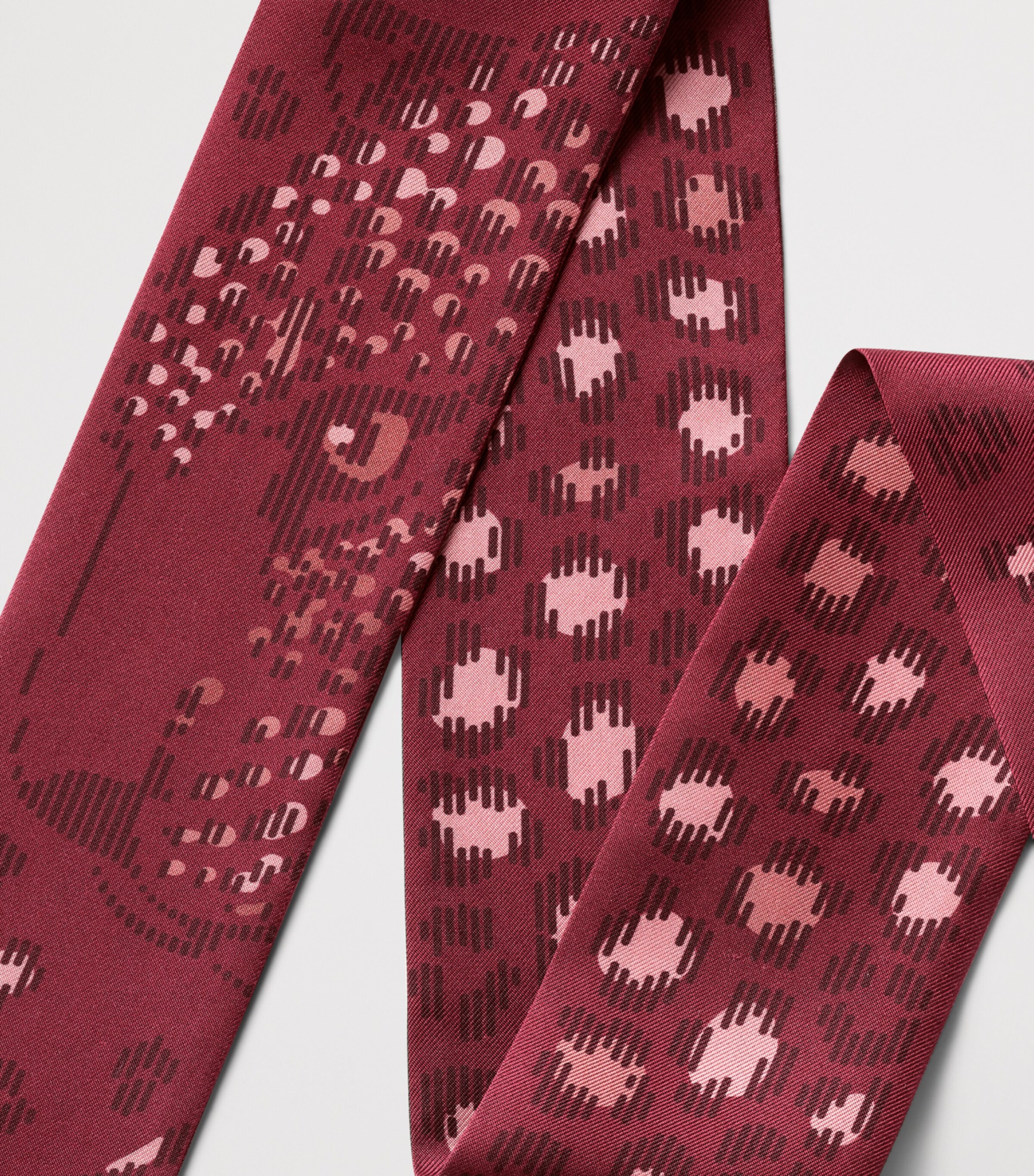 Silk Panthère Dots Bandeau Scarf GRAPE Image 3