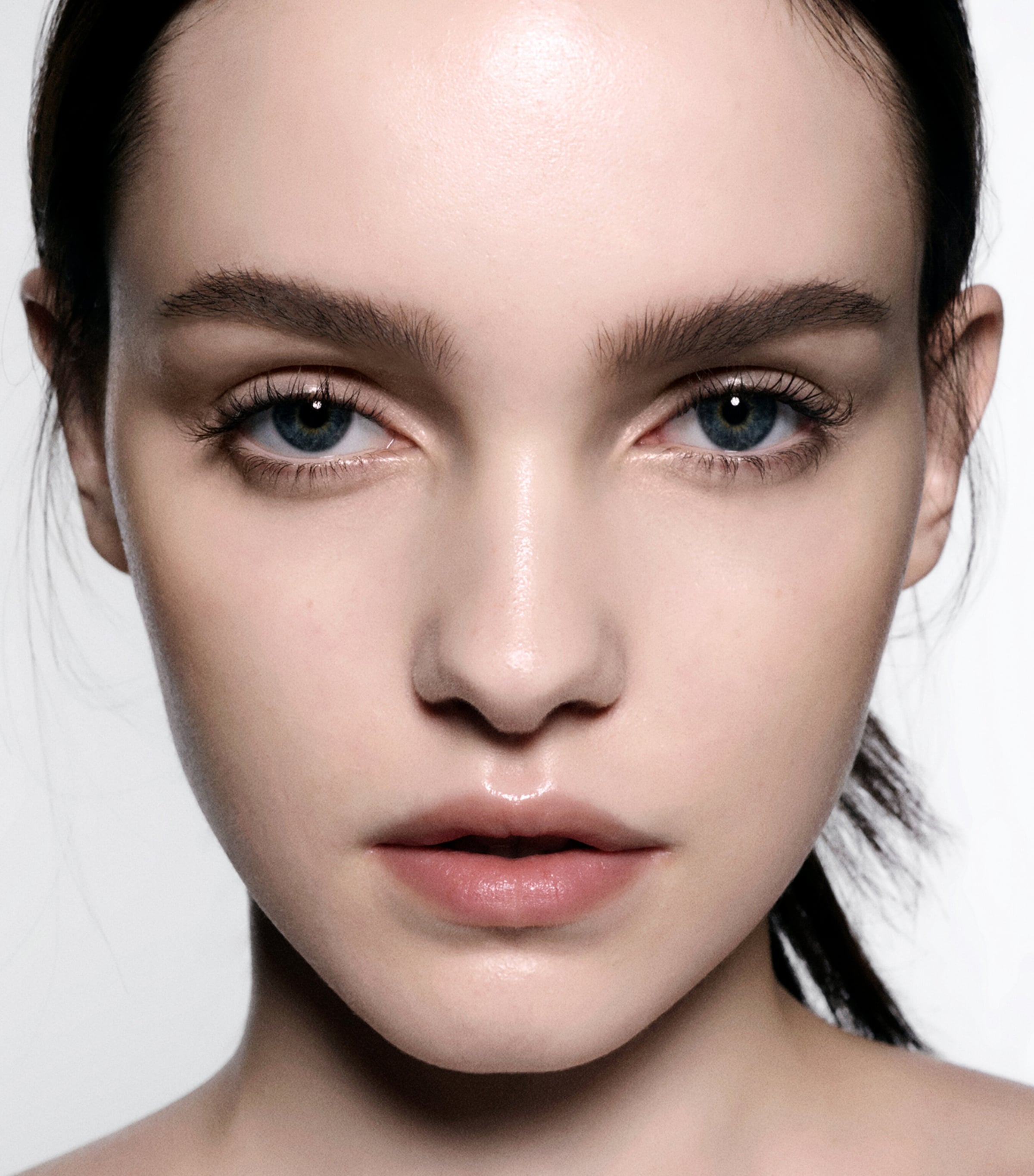 FeatherFix Brow Gel (3.5ml) LIGHT BRUNETTE Image 3