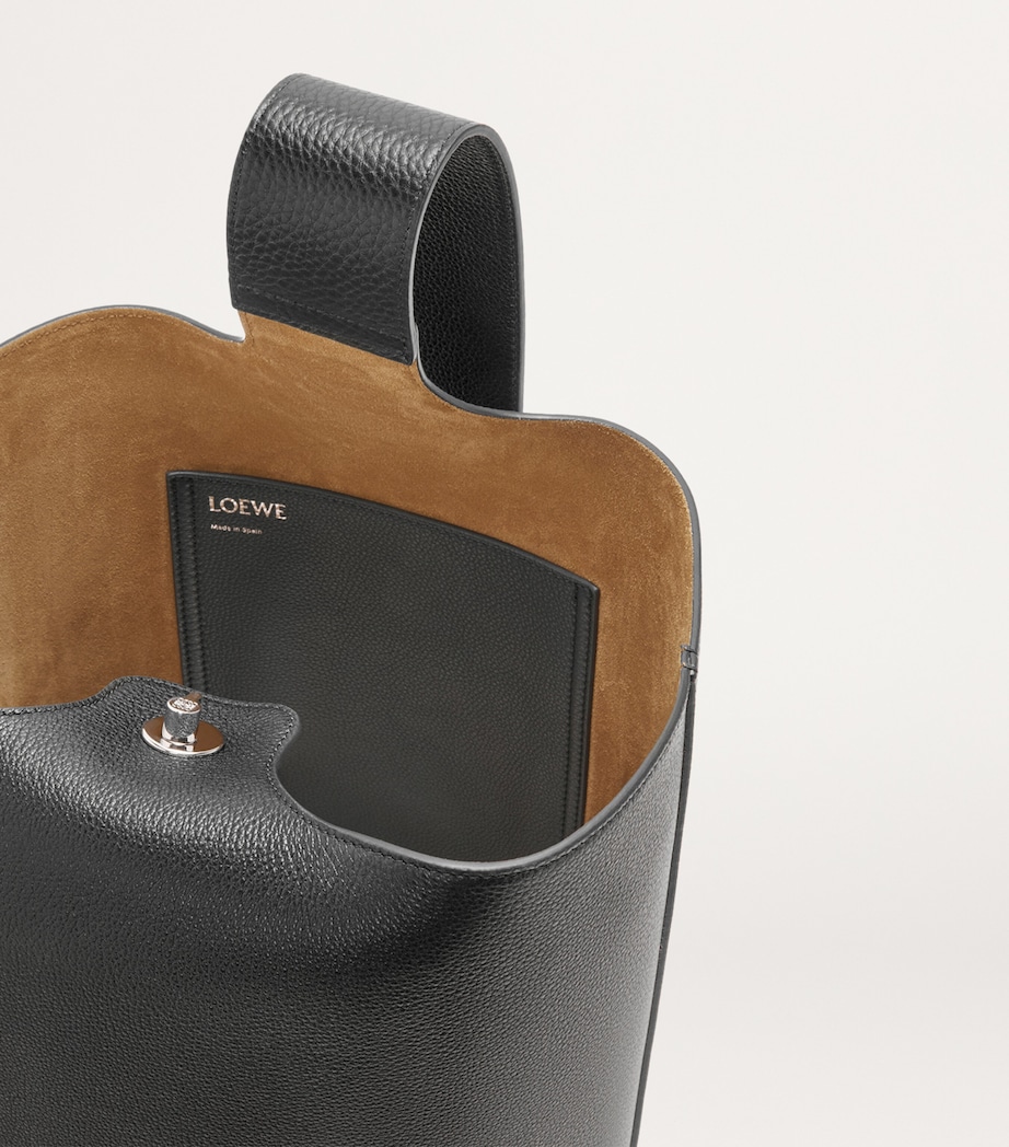 Large Leather Pebble Bucket Bag BLACK Image 5