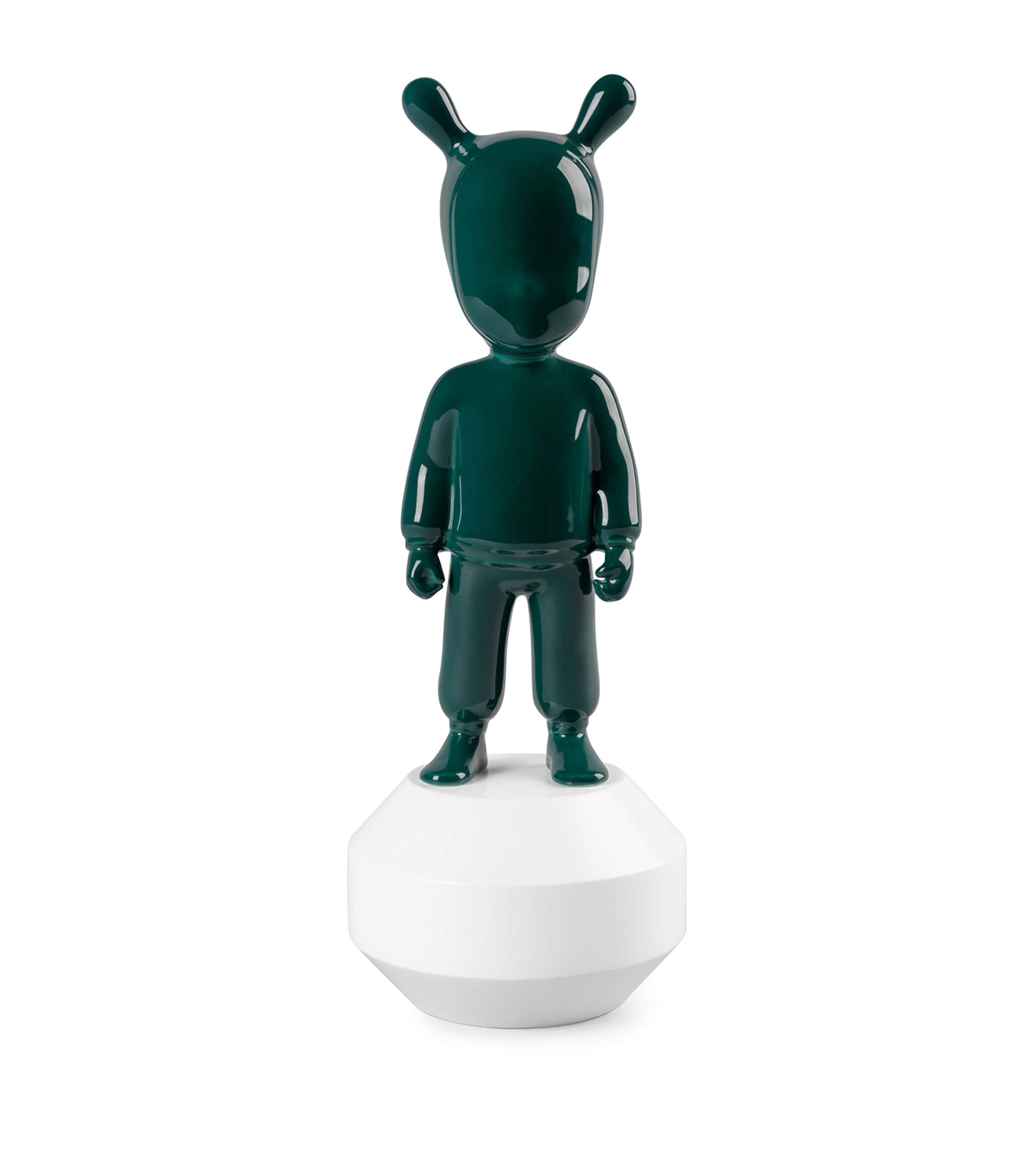 Lladró The Guest Sculpture White & Green Image 1