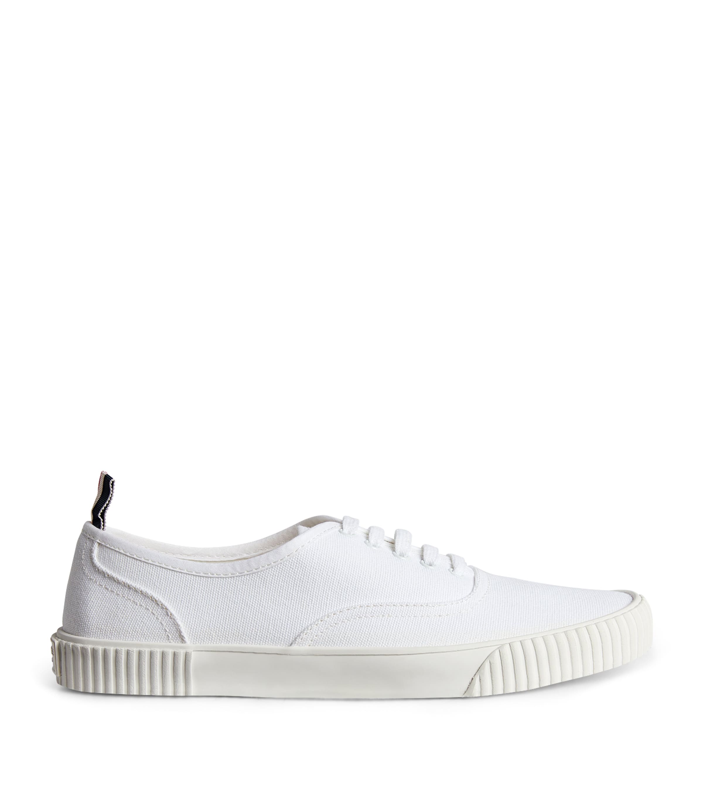 【送料&関税込】Thom Browne Heritage Trainer Vulcanized Mid- Thom Browne - Heritage Trainer Vulcanized mid-top sneakers