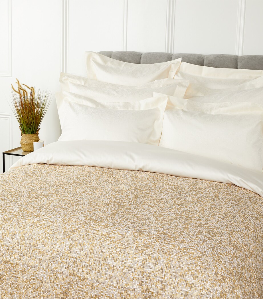 Mosaic Super King Bedspread (245cm x 255cm) MIEL 800 Image 2