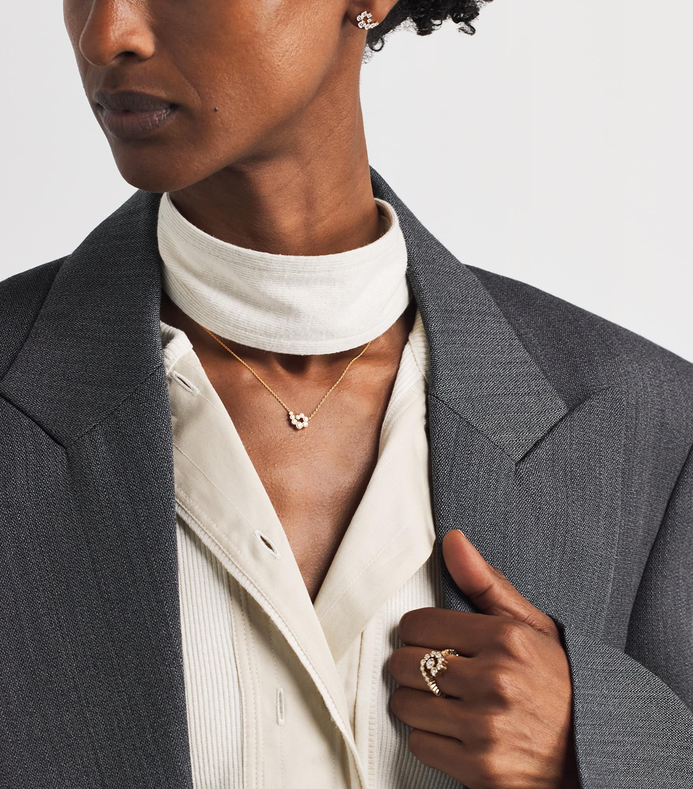 Sophie Bille Brahe Yellow Gold and Diamond Lucia Pendant Necklace Yellow Gold Image 2