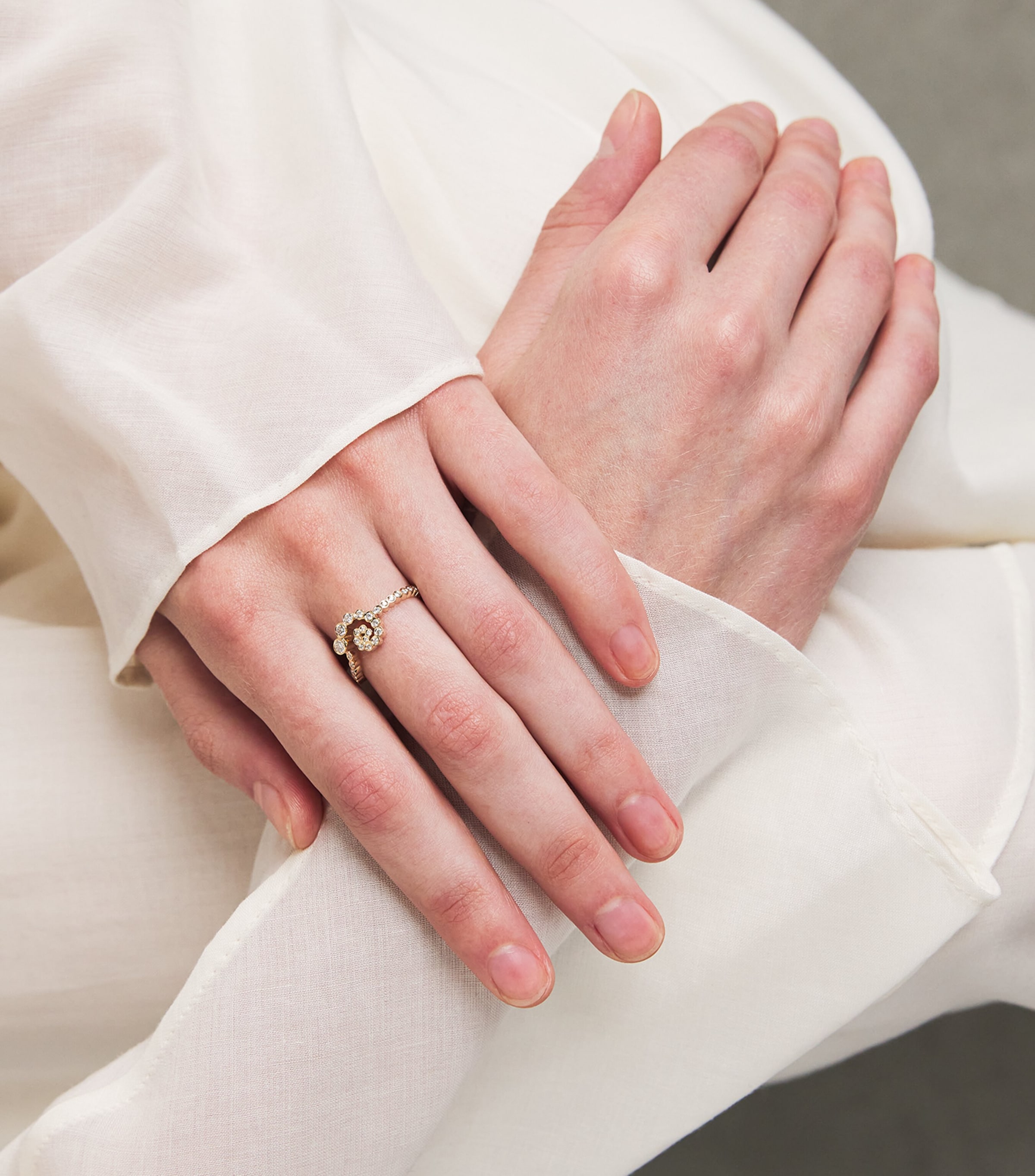 Yellow Gold and Diamond Rêve Escargot Ring YELLOW GOLD Image 2