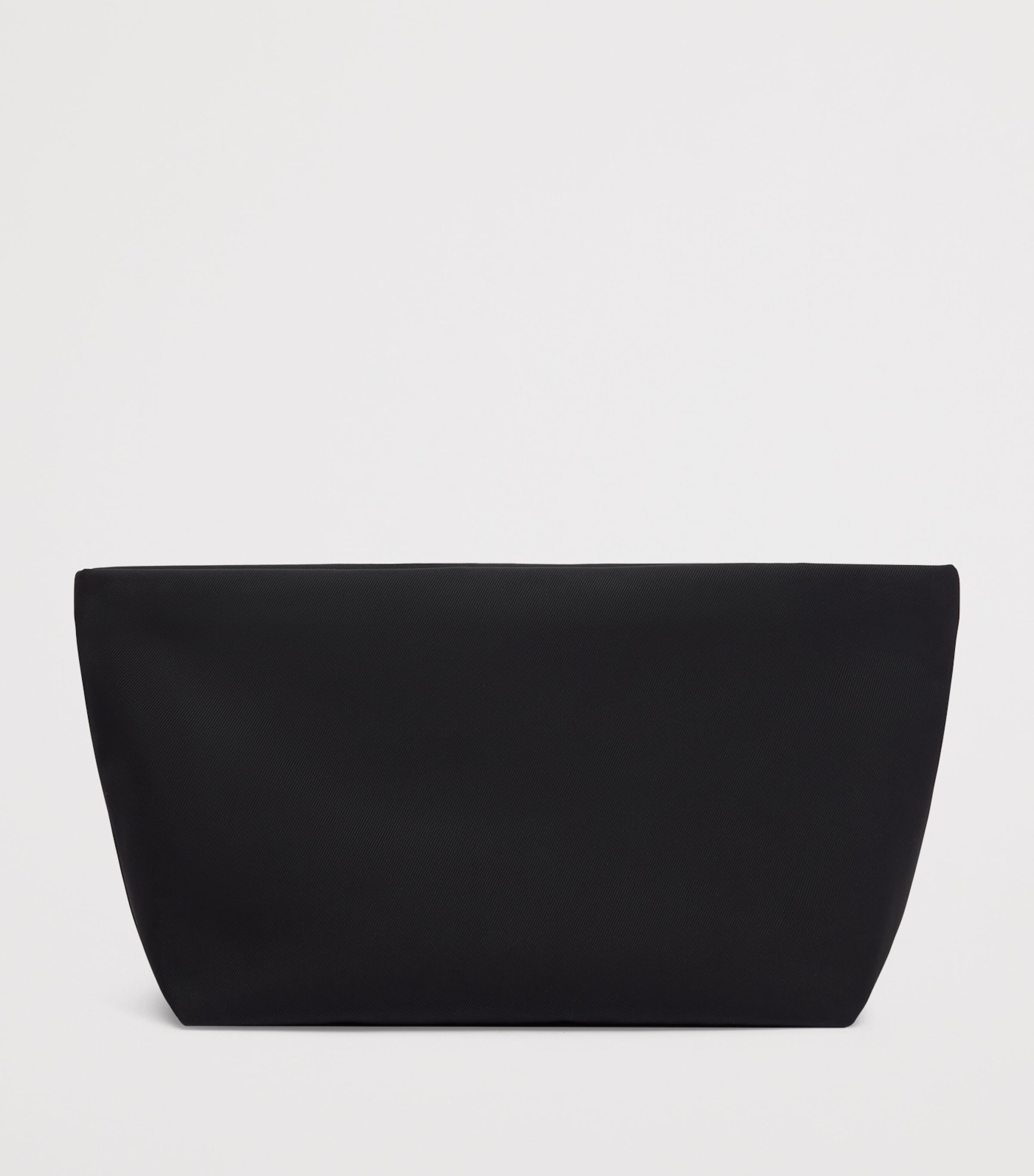TOM FORD Medium Logo Pouch Naa Image 3