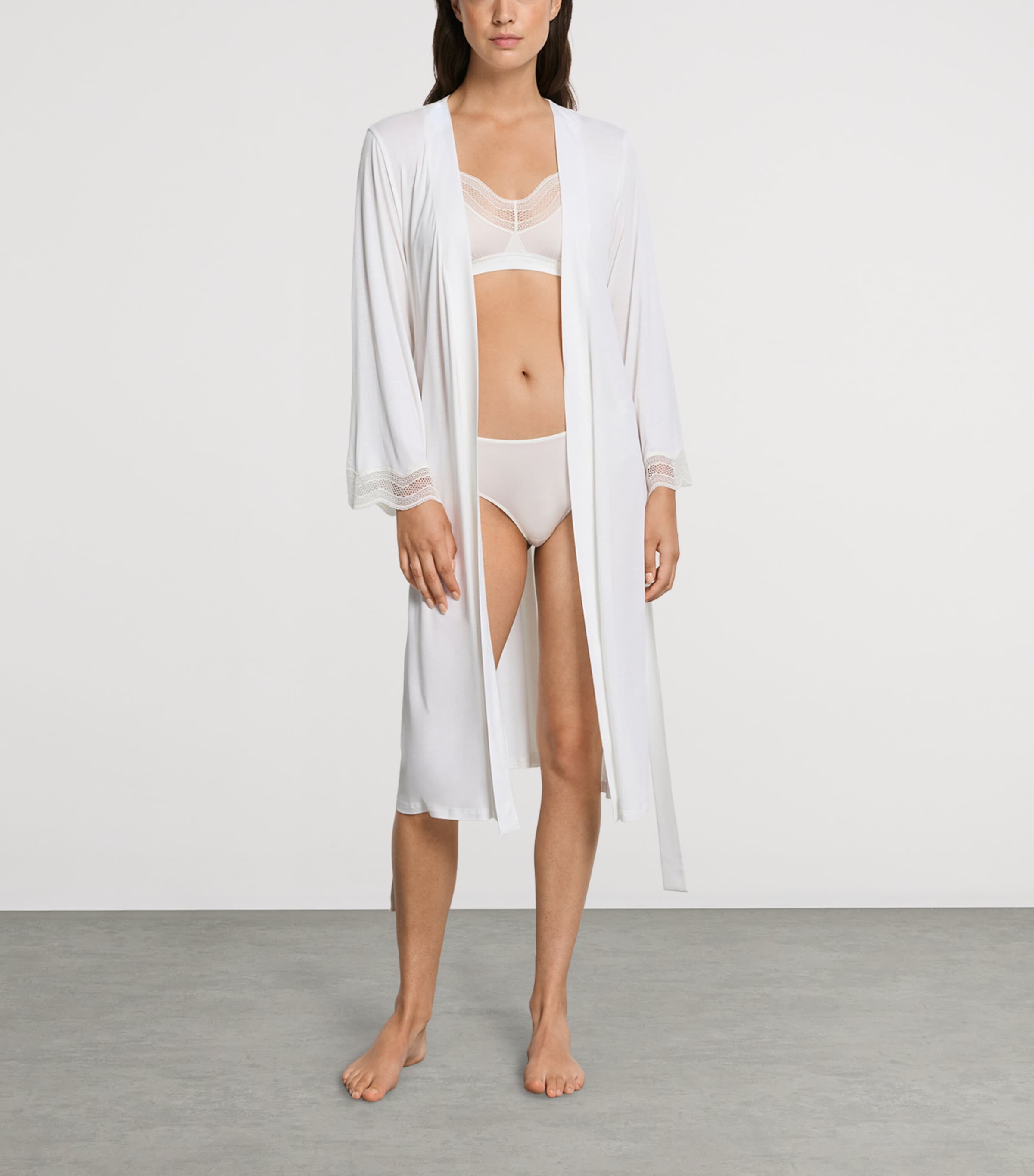 Hanro Womens Modal Lace-Trim Robe Off White Image 4