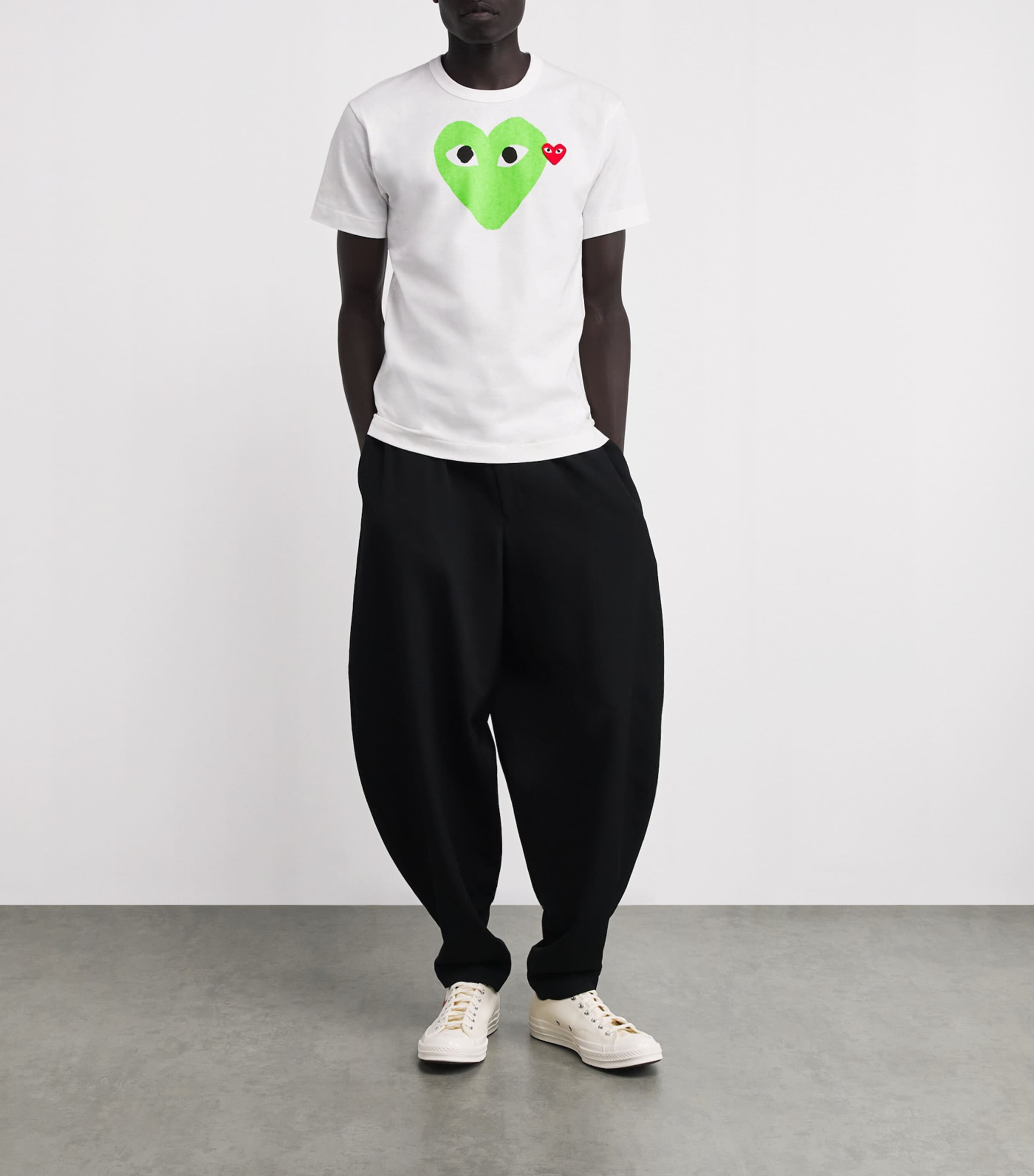 Comme Des Garçons Play Mens Heart Logo T-Shirt Green Image 2