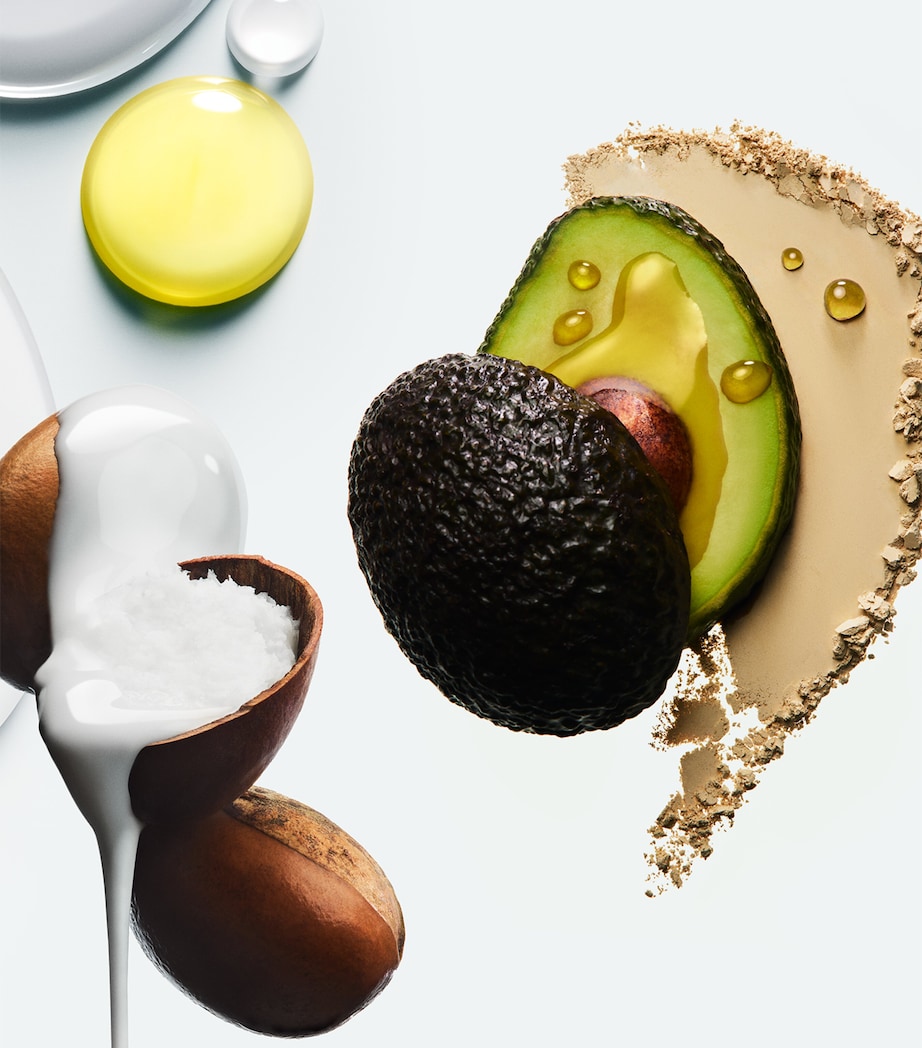 Nude Couture Triple Moisture Serum Foundation D480 Image 3