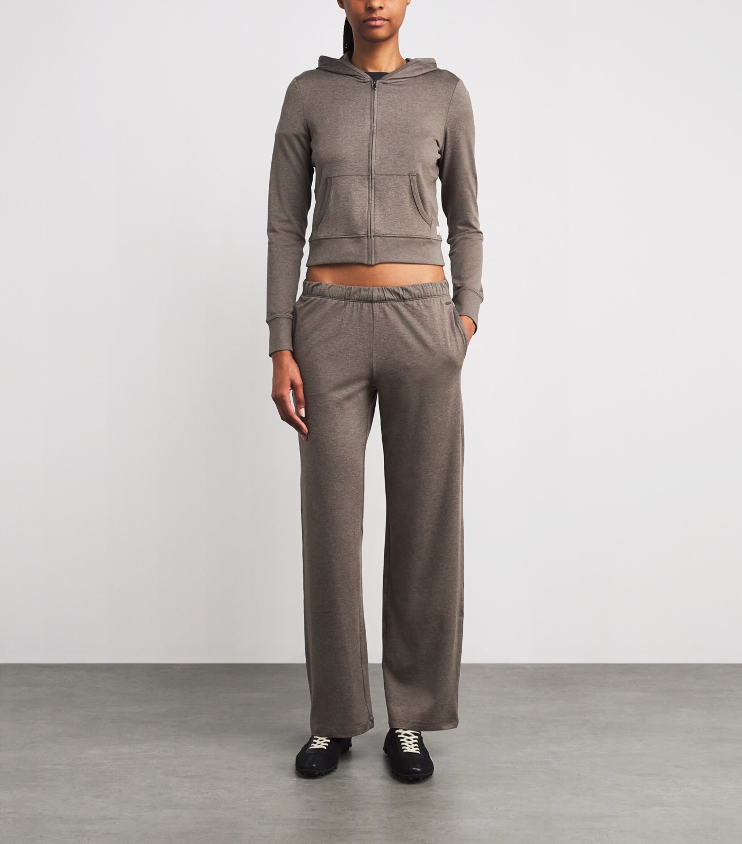 Halo Modern Straight Sweatpants HHI CHIA HEATHE Image 2