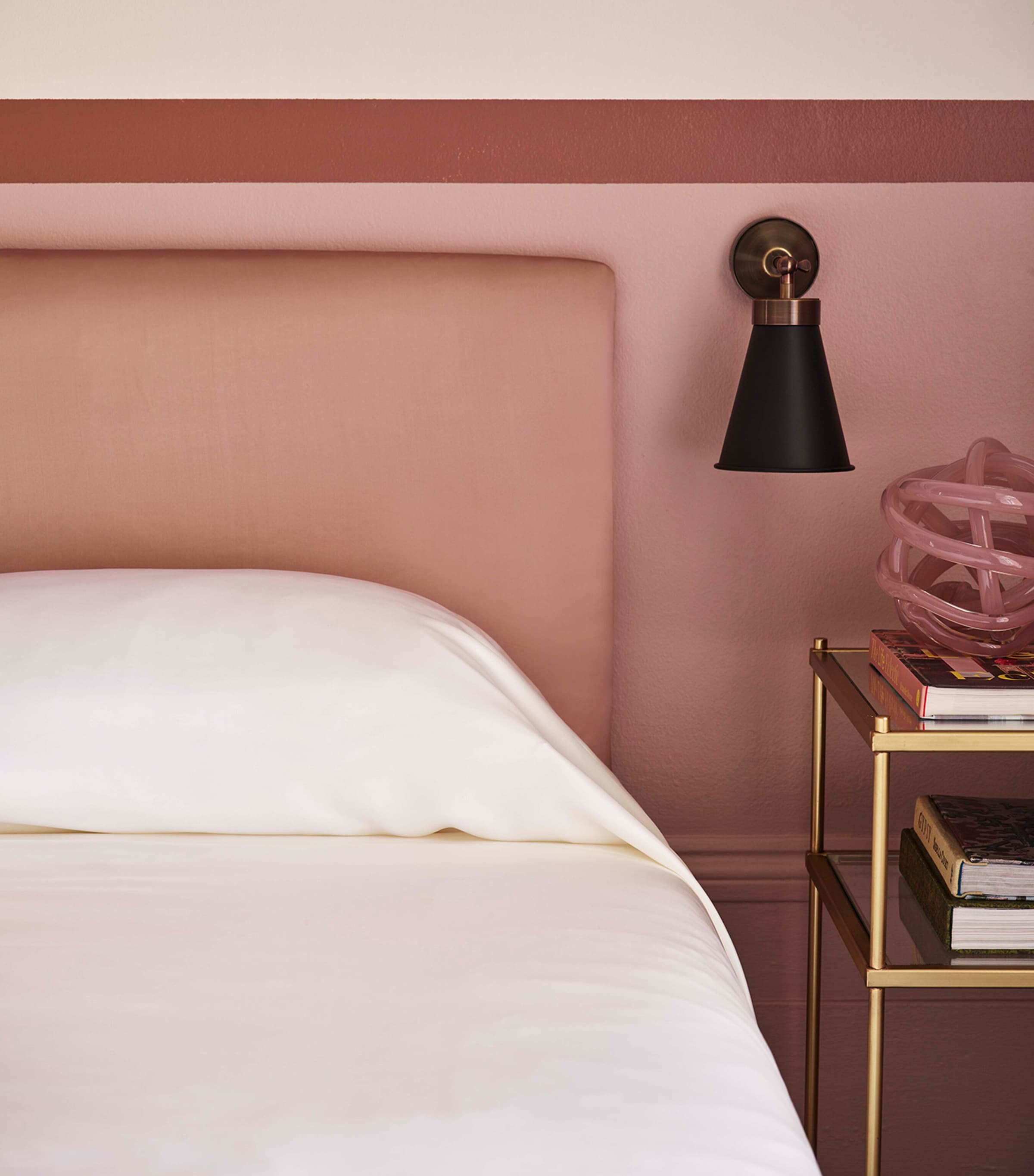 Silk King Fitted Sheet (150cm x 200cm) IVORY Image 3