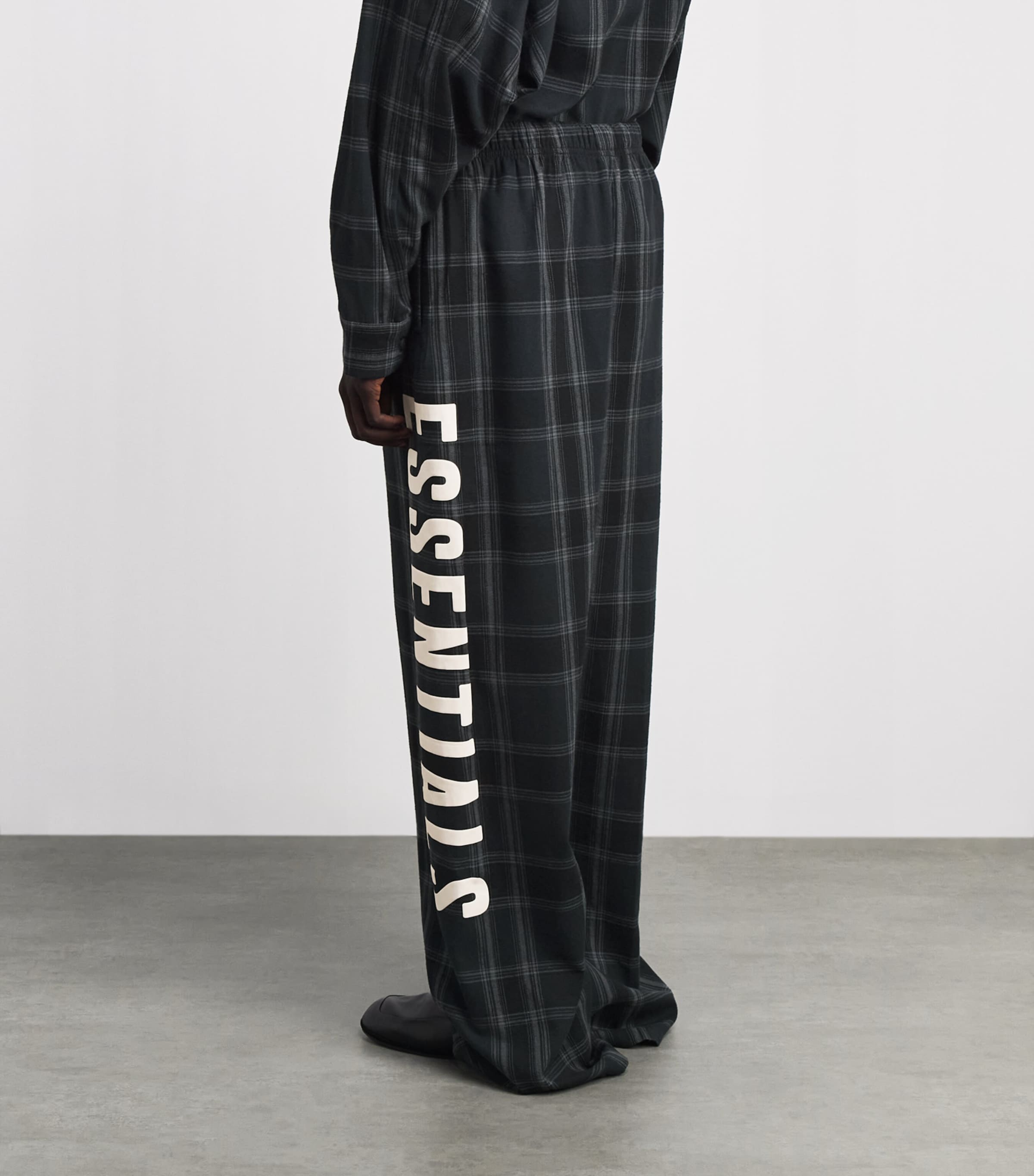 FEAR OF GOD ESSENTIALS Mens Flannel Check Lounge Trousers Vintage Blk Pld Image 5