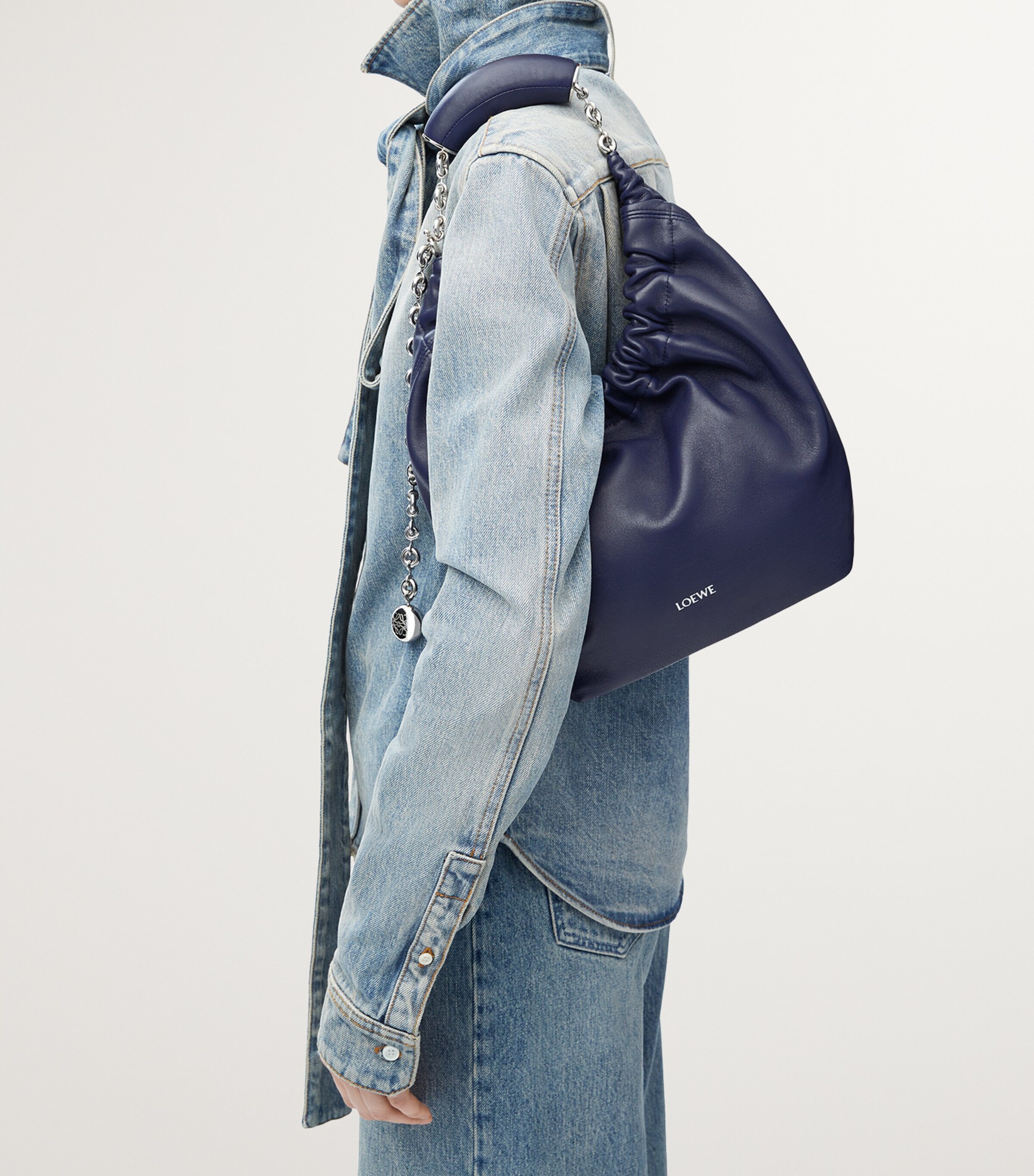 Small Leather Squeeze Top-Handle Bag ABYSS BLUE Image 9