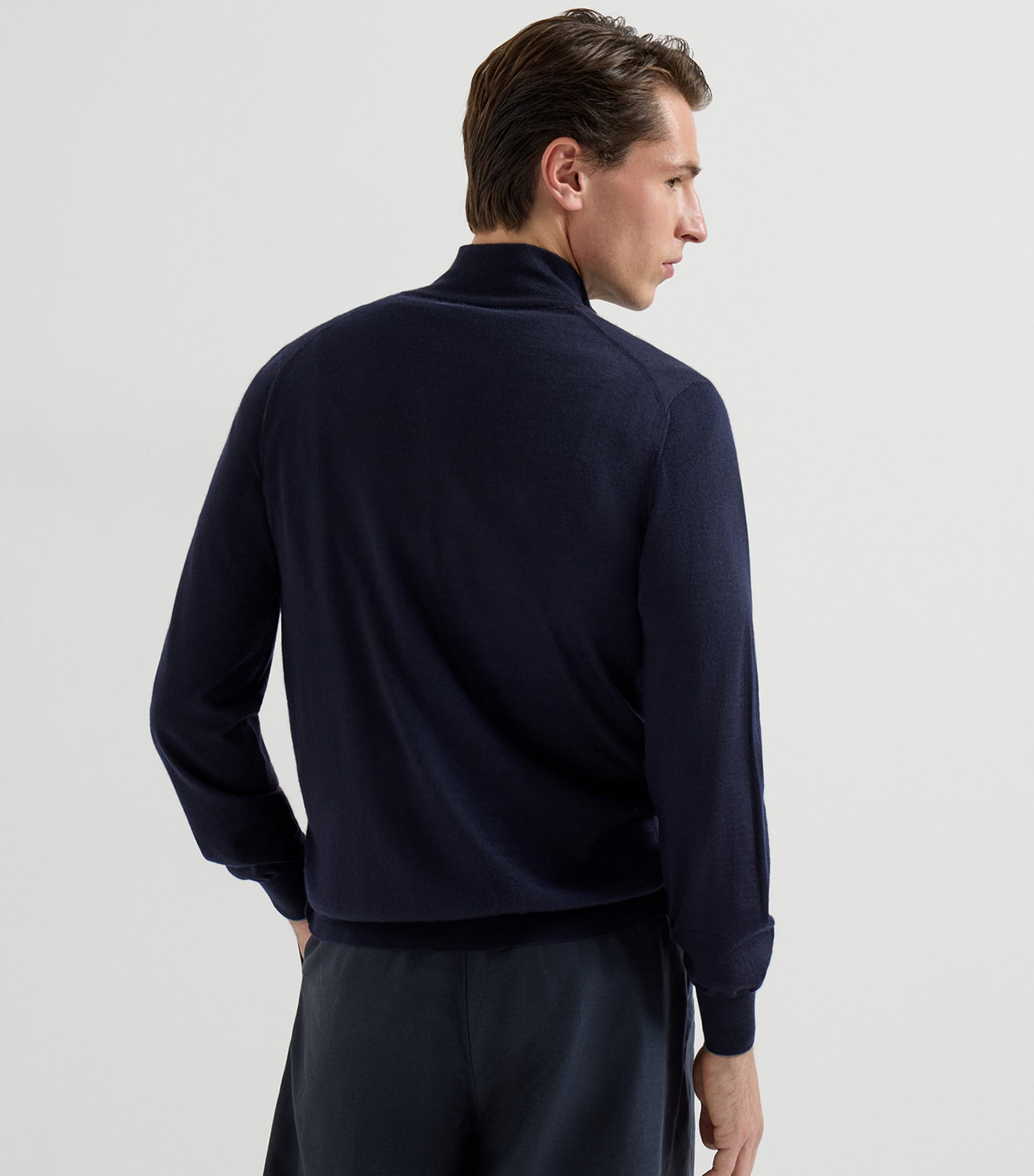 Brunello Cucinelli Mens Cashmere-Silk Cardigan Image 5
