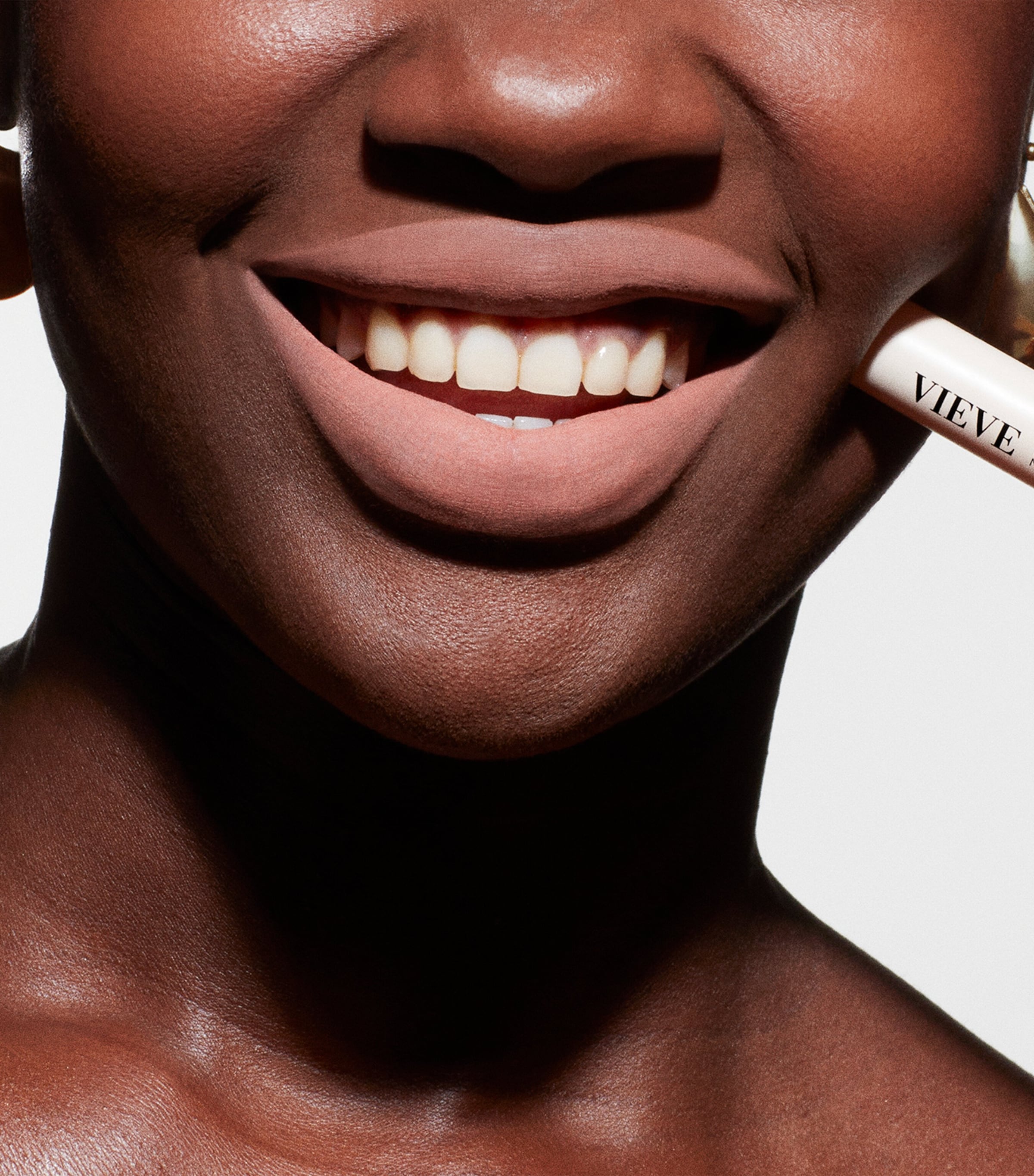 Poutder Lip Mousse PINKIE Image 3