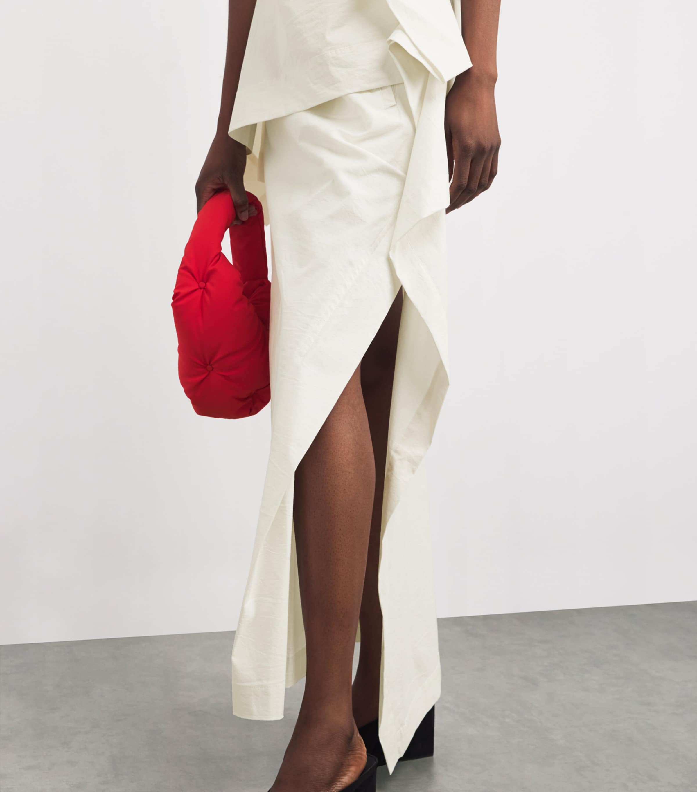 Collapsing Sculpture Maxi Skirt OFF-WHITE Image 6