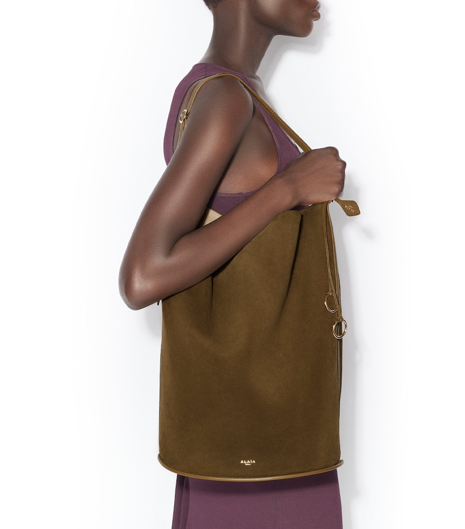 Alaïa Large Suede-Leather Hip Bucket Bag Vert Kaki Image 2