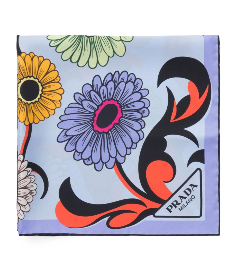 Silk Daisies Scarf F0637 Image 1