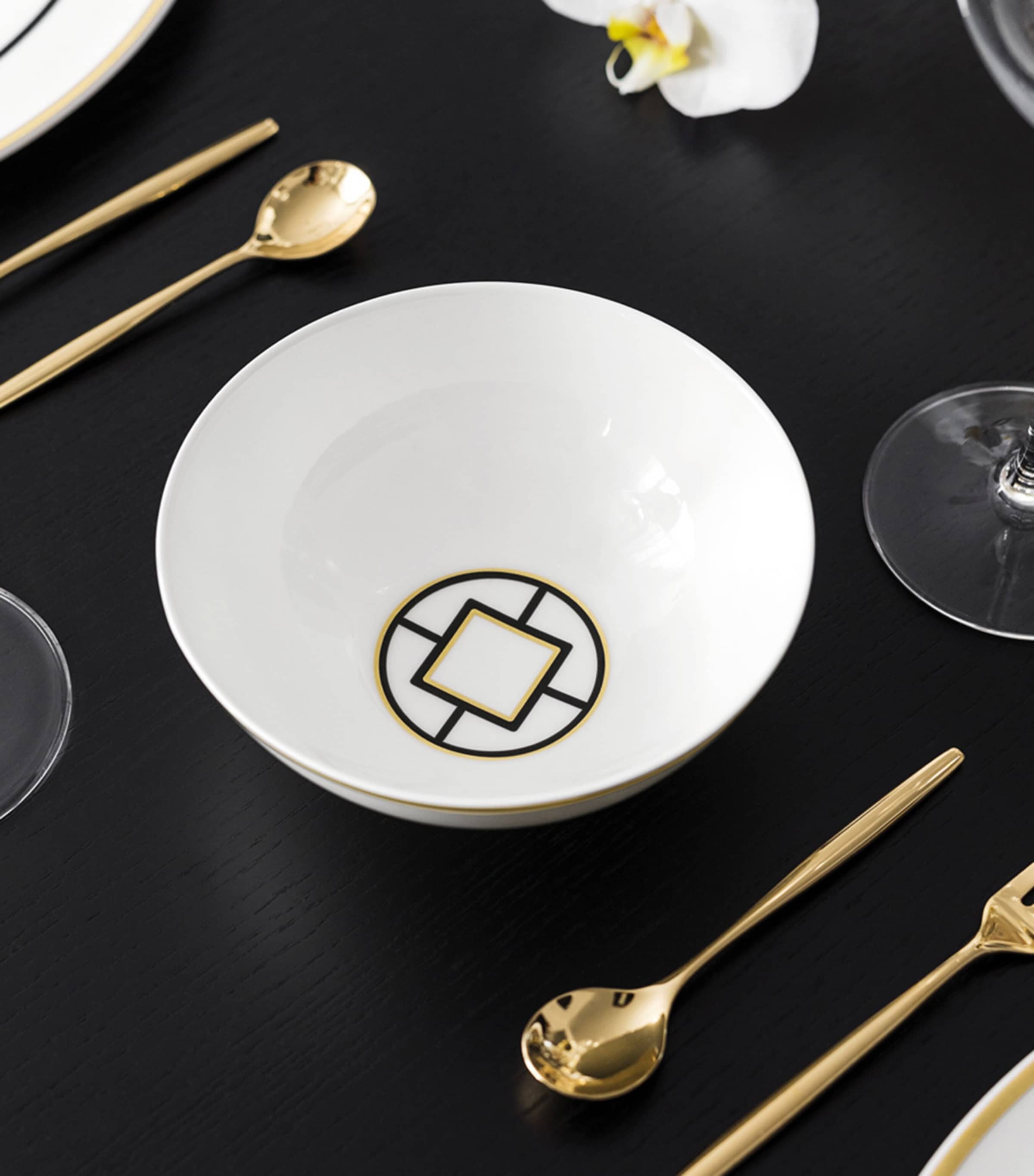 Bone Porcelain MetroChic Bowl (15.5cm) WHITE Image 3