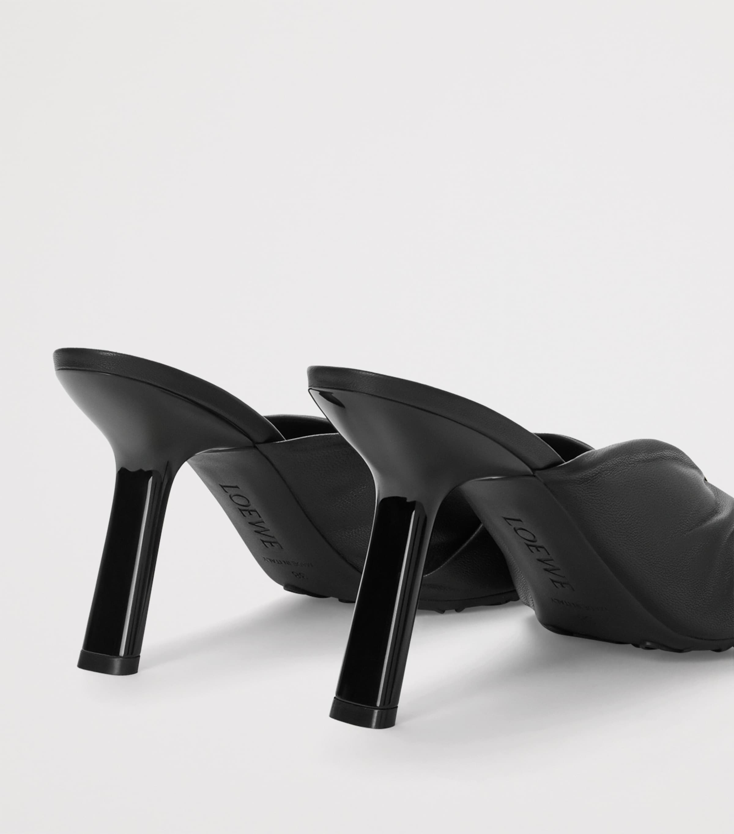 LOEWE x Paula's Ibiza Leather Pebble Heeled Sandals 90 Black Image 5