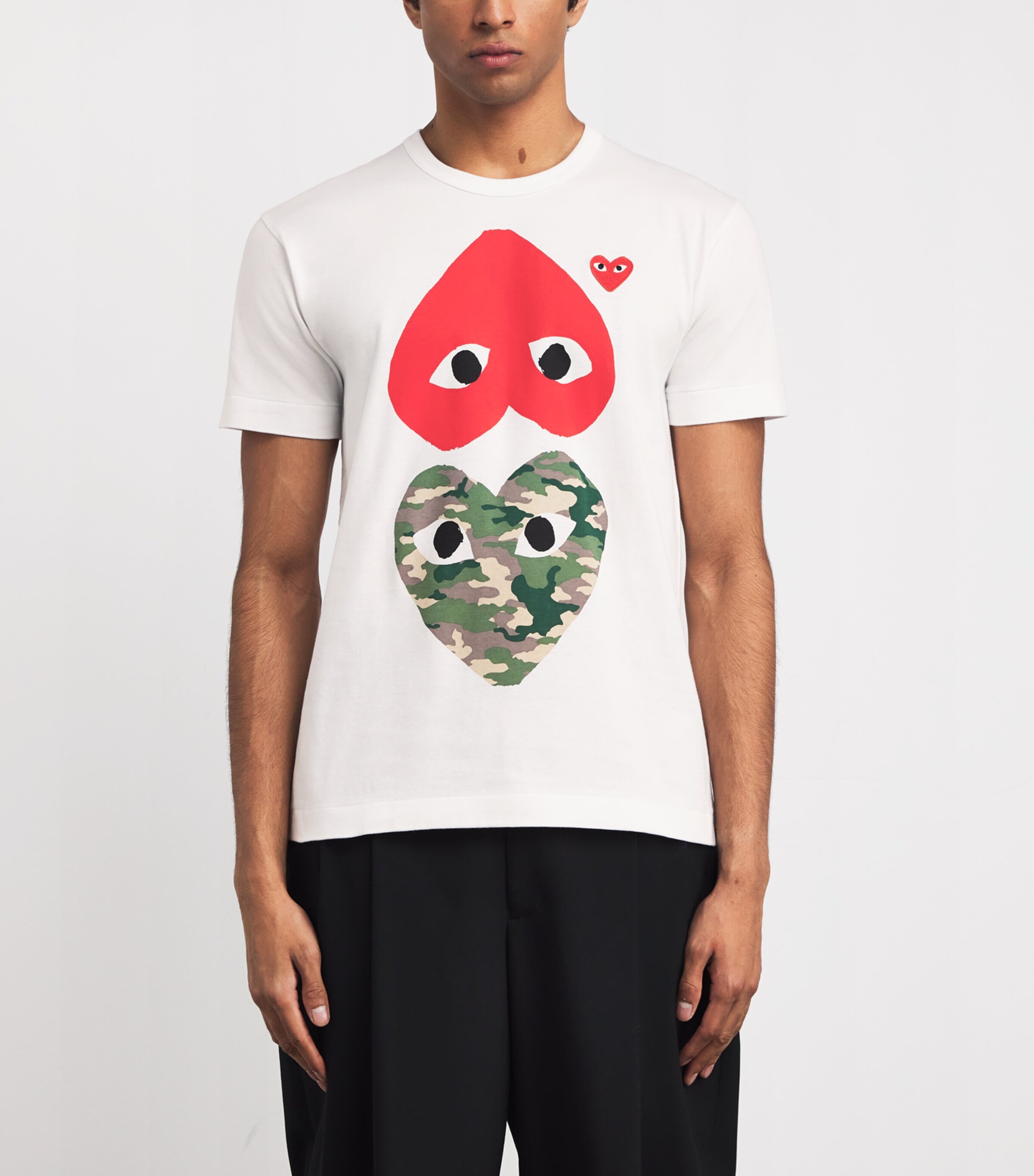 Comme Des Garçons Play Mens Camouflage Mirrored Hearts T-Shirt White Image 3