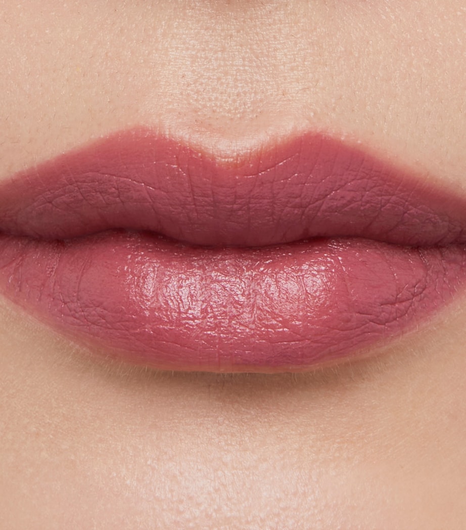 Matte Lipstick 124 LAVENDAR IRIS Image 3
