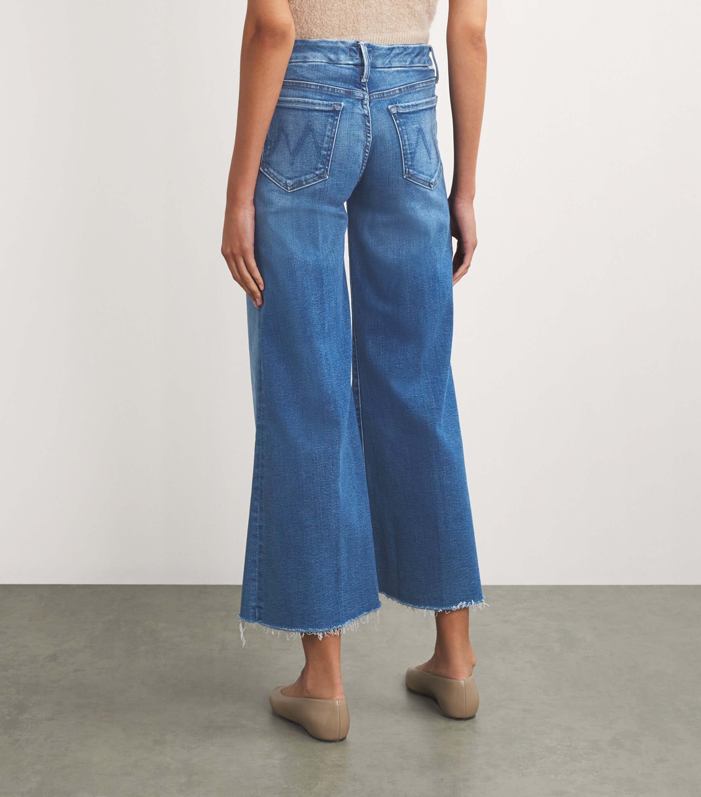 MOTHER Womens The Roller Fray Wide-Leg Jeans Work Hard Play Hard Image 4