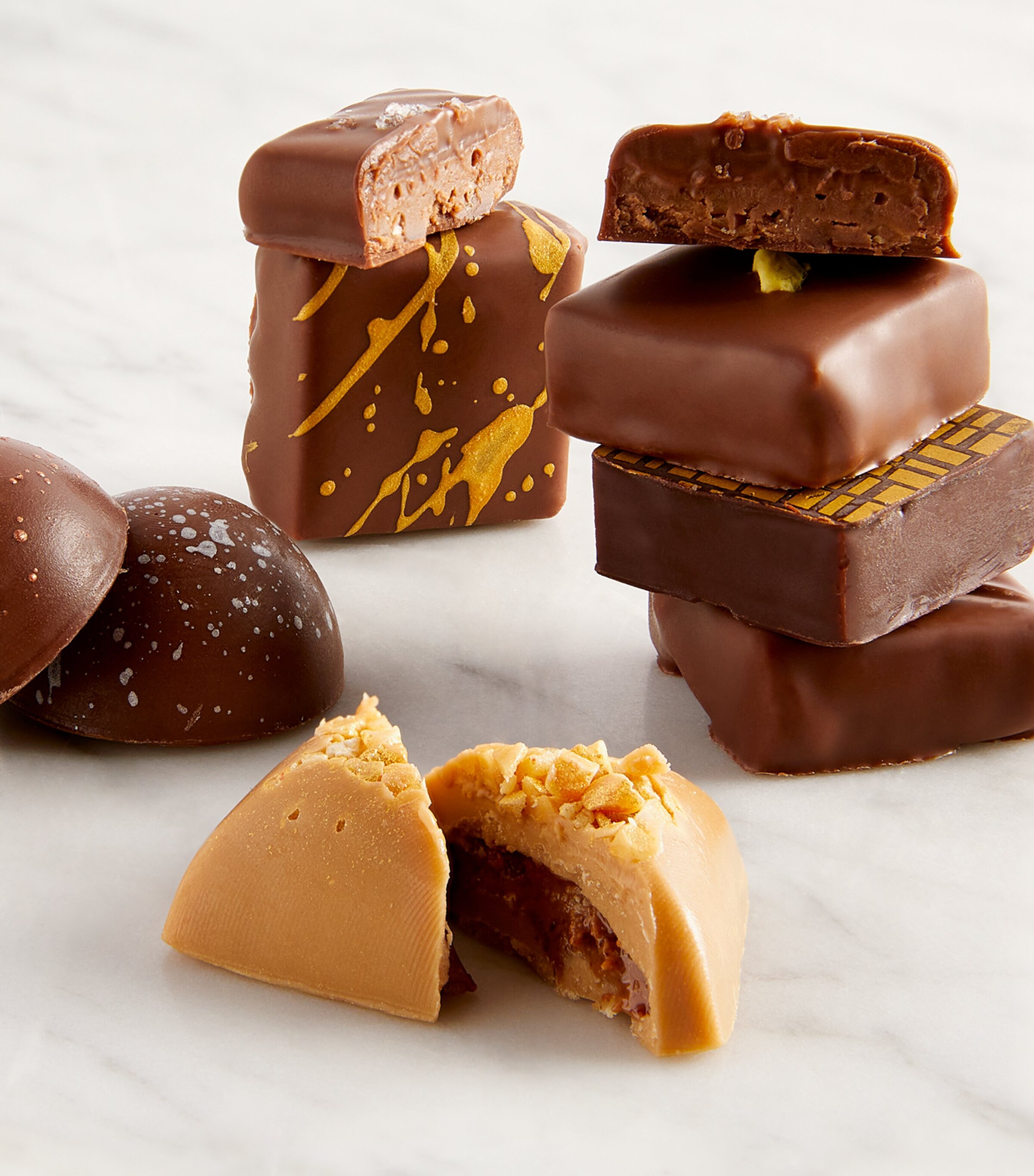 Harrods Milk & Blonde 25-Piece Chocolate Collection (225g) Image 4