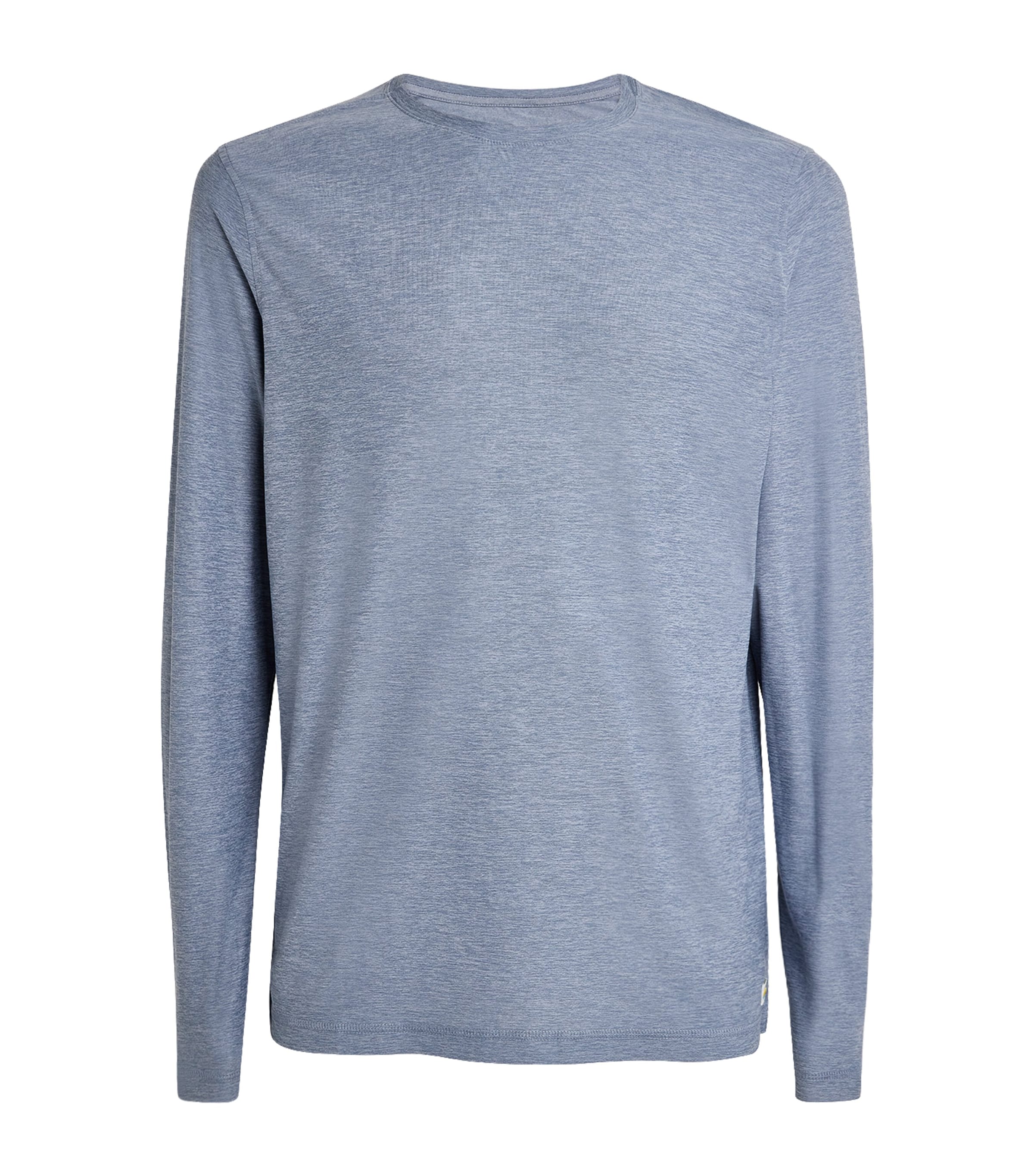 VUORI Mens Strato Tech Long-Sleeve T-Shirt Chambray Heather Image 1