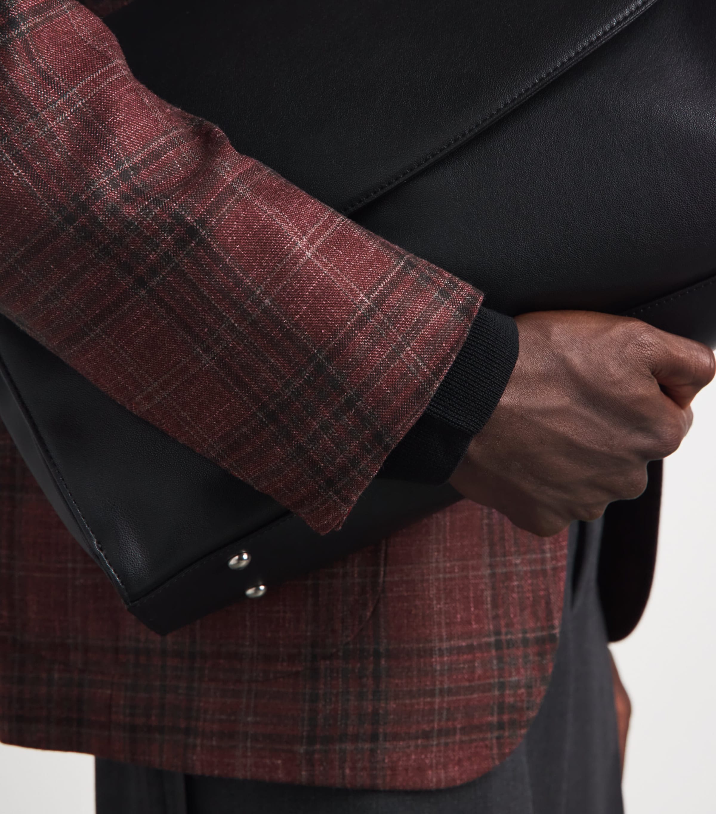 Isaia Mens Wool-Cashmere-Silk Check Capri Blazer Image 3