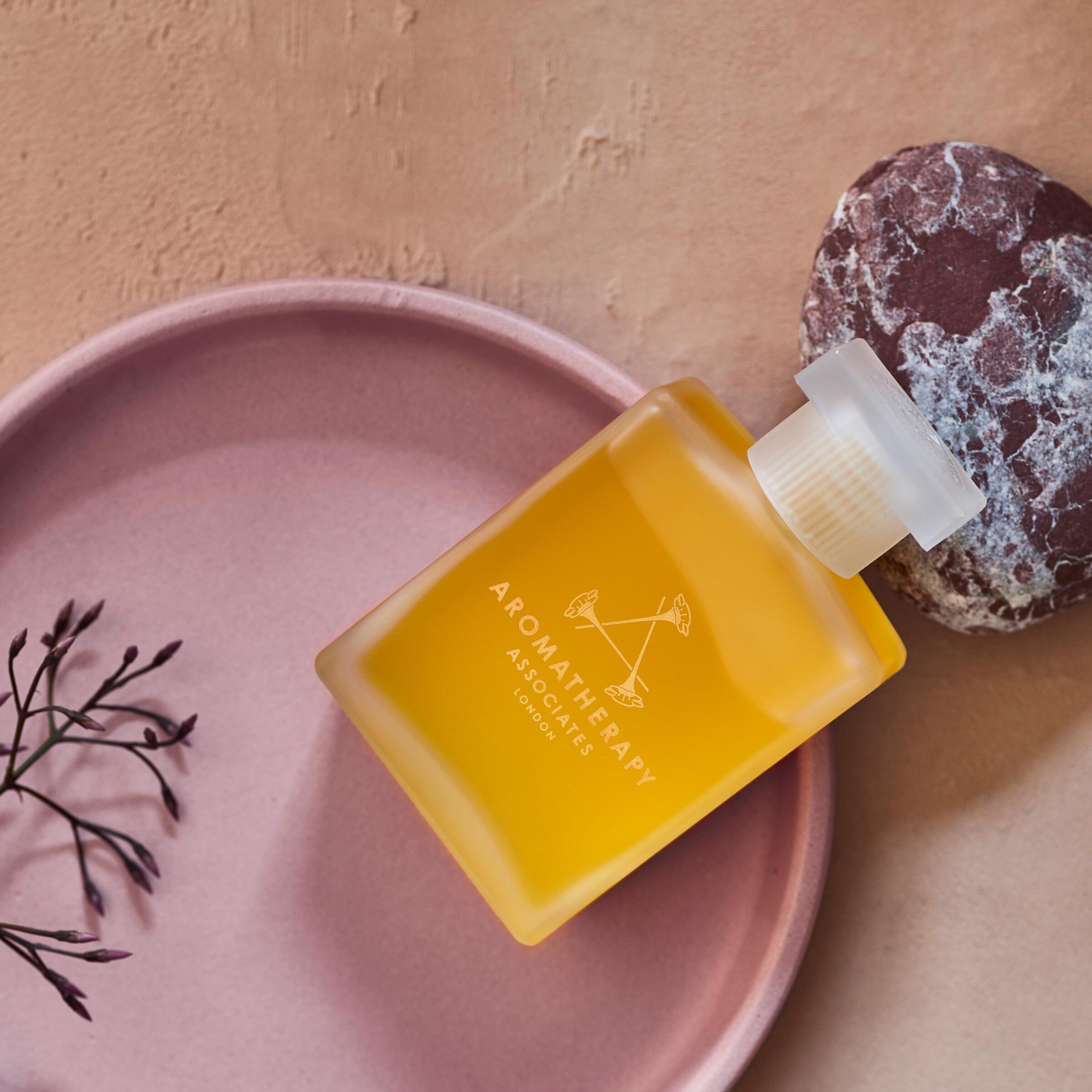 Inner Strength Bath & Shower Oil (55ml) NO COLOUR Image 5