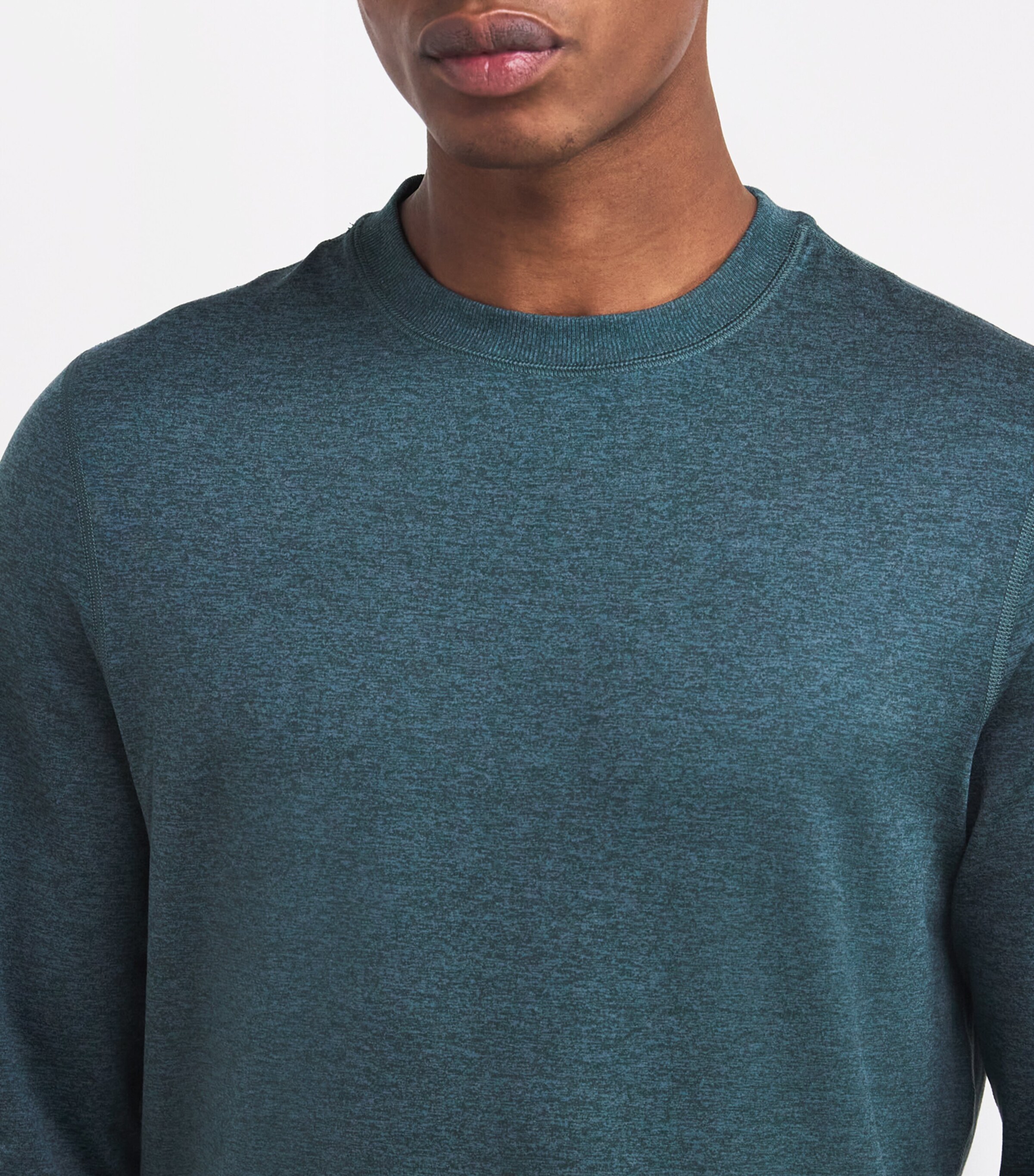 VUORI Mens DreamKnit Ponto Performance Sweatshirt Deep Sea Heather Image 6