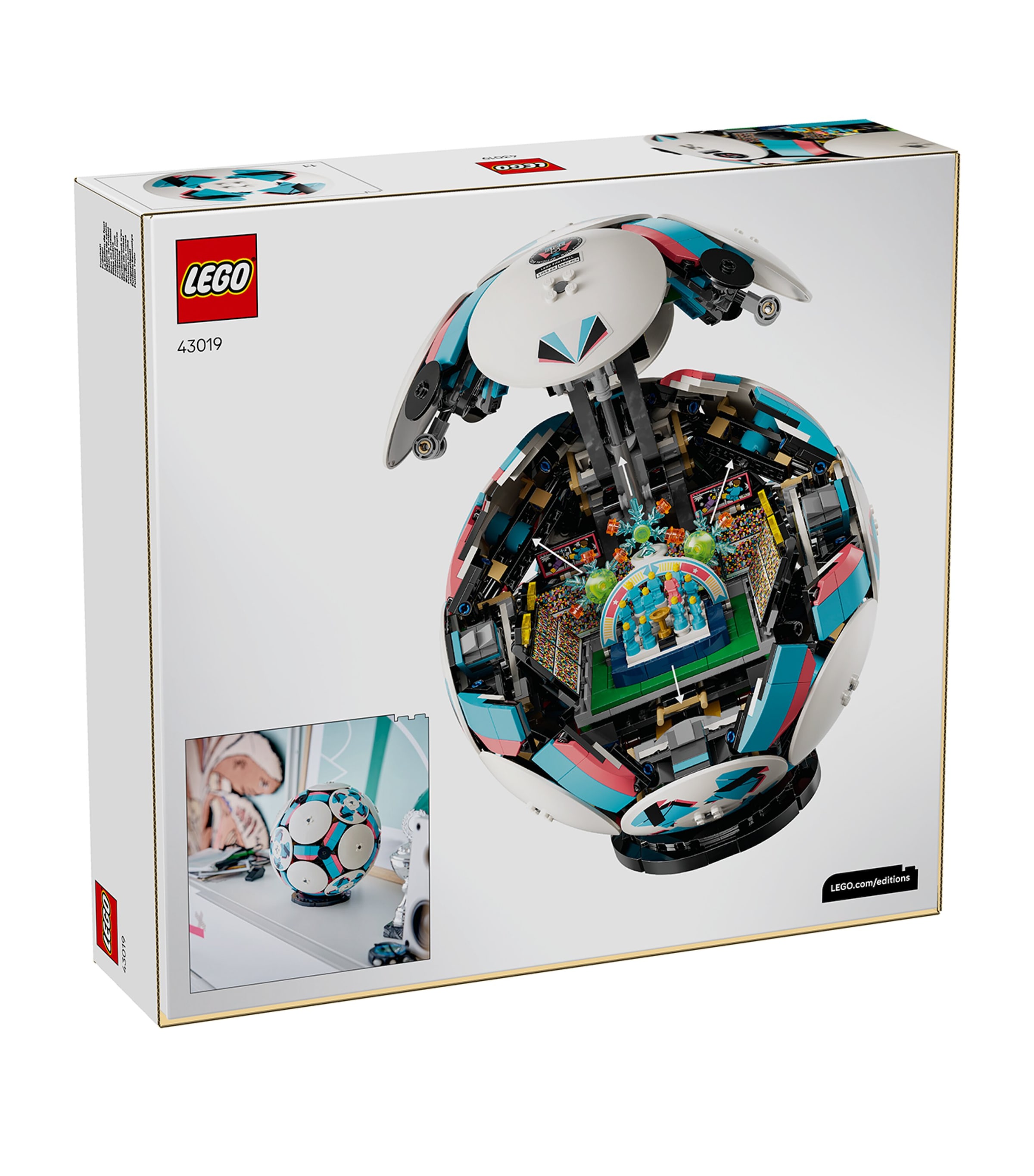 Lego LEGO Editions Football 43019 Image 2