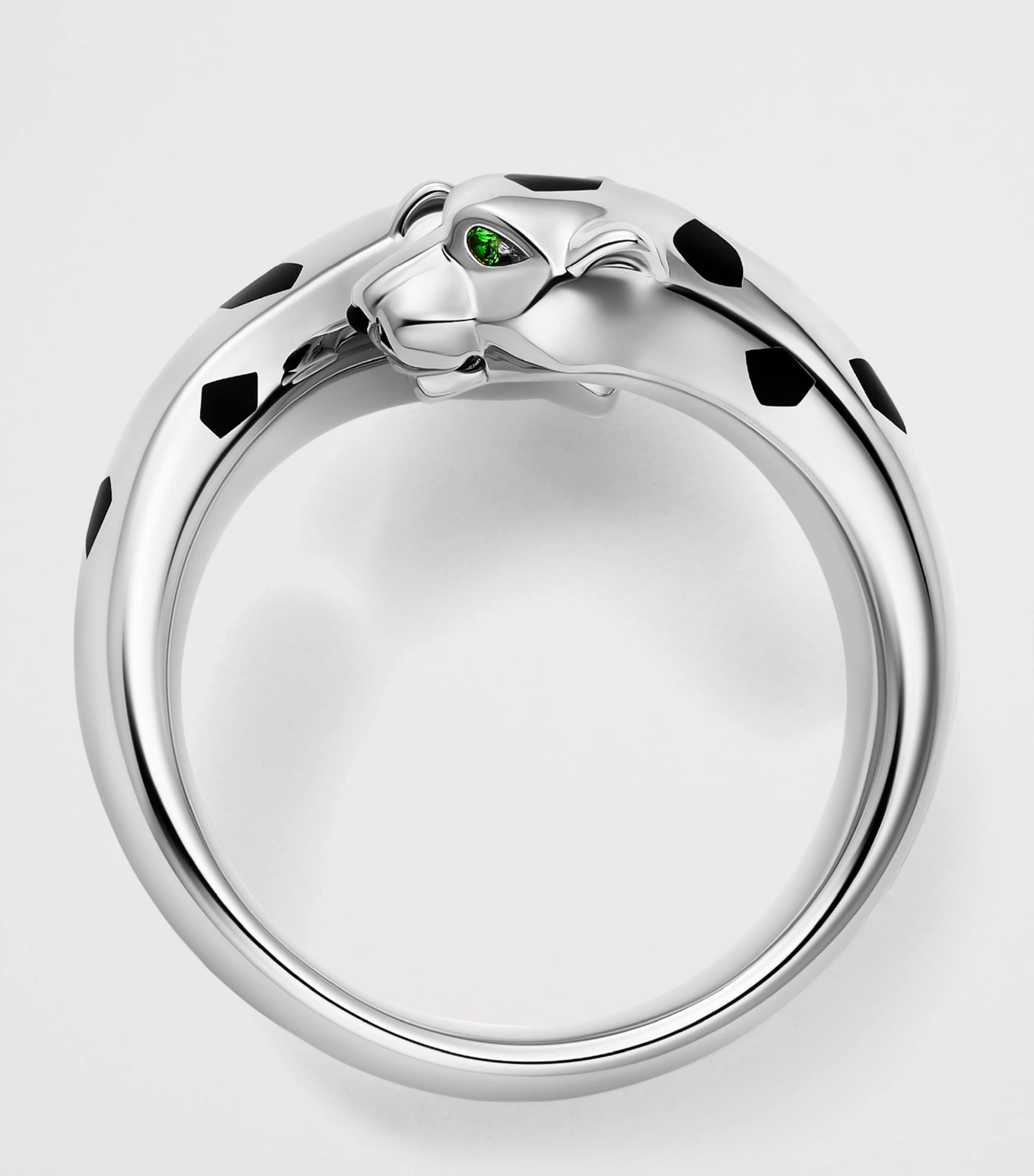 Cartier White Gold, Tsavorite and Onyx Panthère de Cartier Ring White Gold Image 3