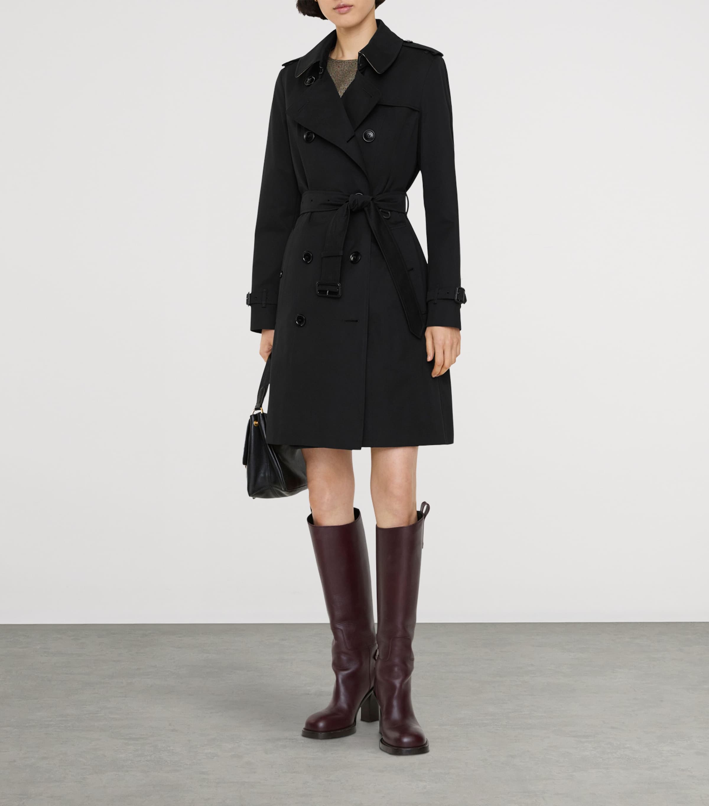 Burberry Womens Gabardine Chelsea Heritage Trench Coat Black Image 4