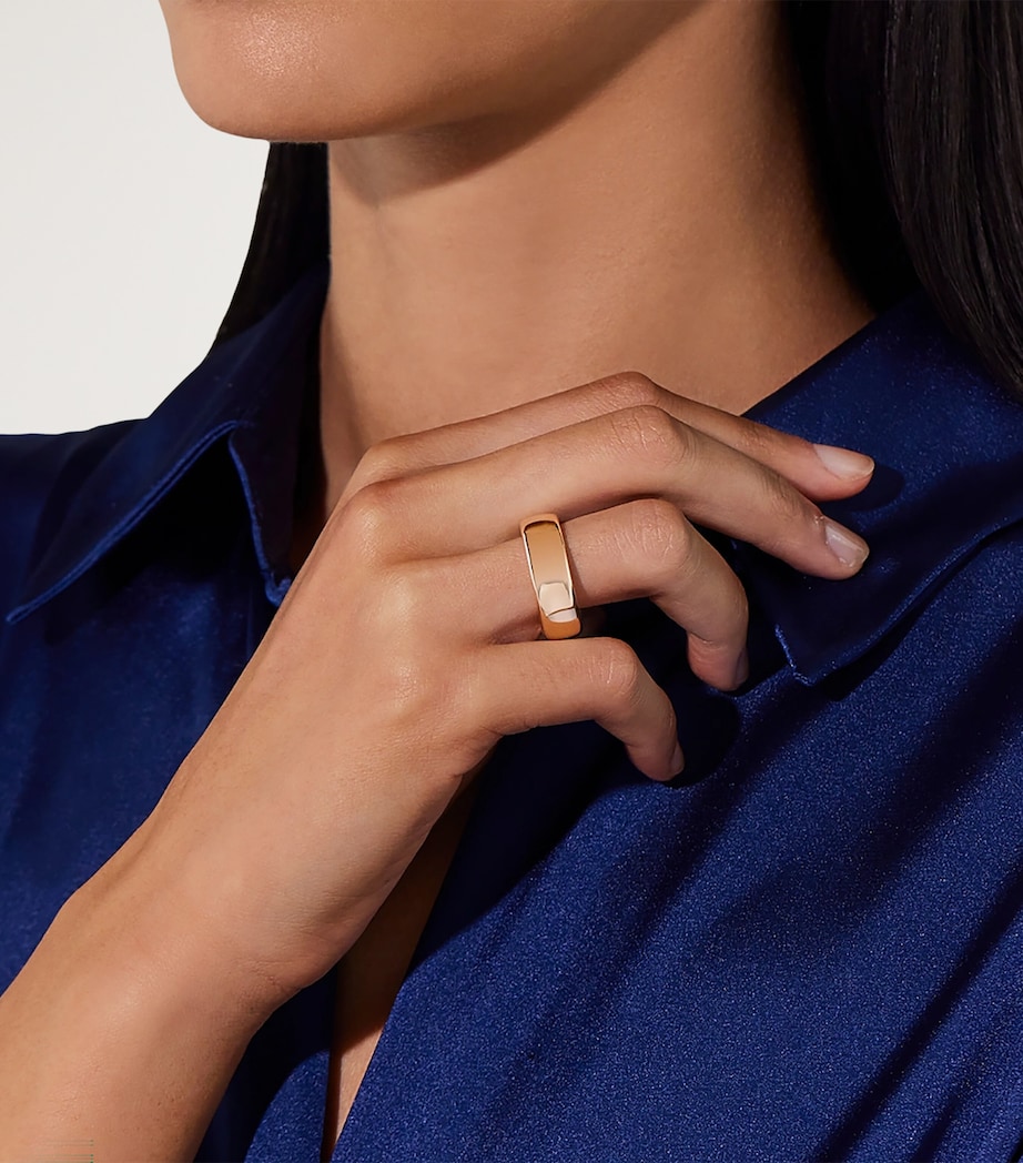 Small Rose Gold Iconica Ring 00000 Image 3