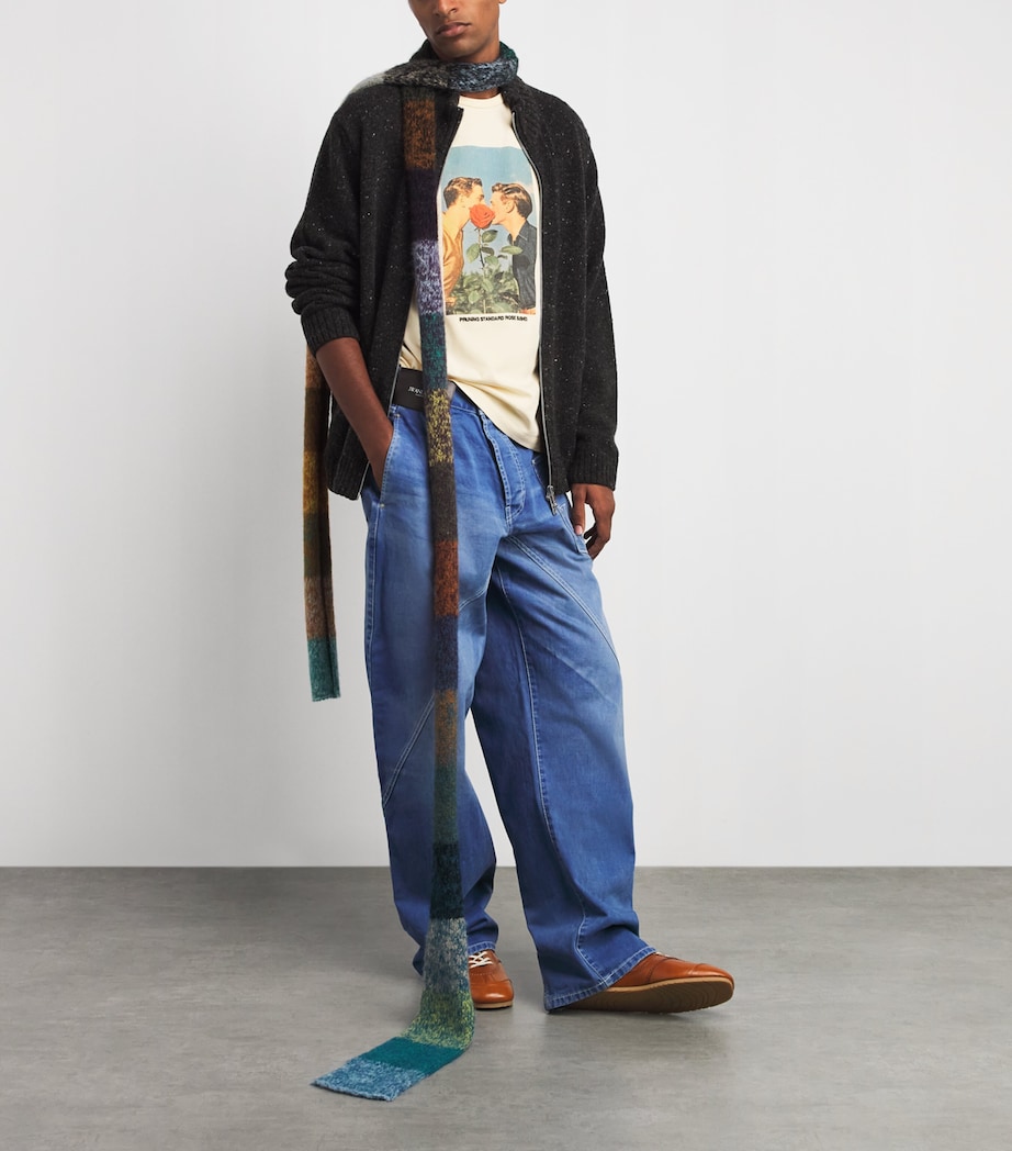 JW Anderson Mens Cotton Kissing By The Rose Bush T-Shirt Ecru Image 2