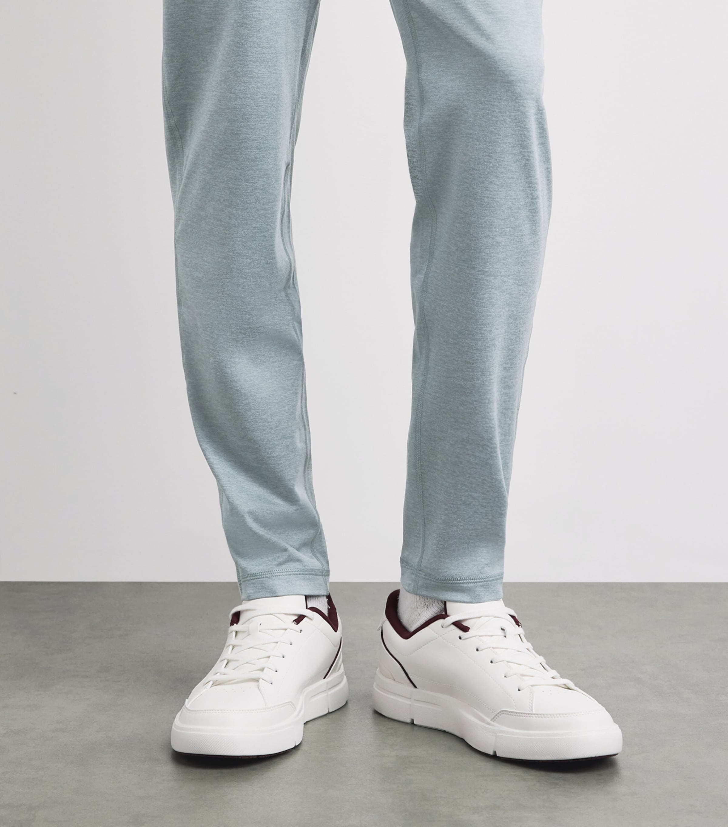 VUORI Mens Ponto Performance Sweatpants Hyb Misty Blu Heathr Image 3
